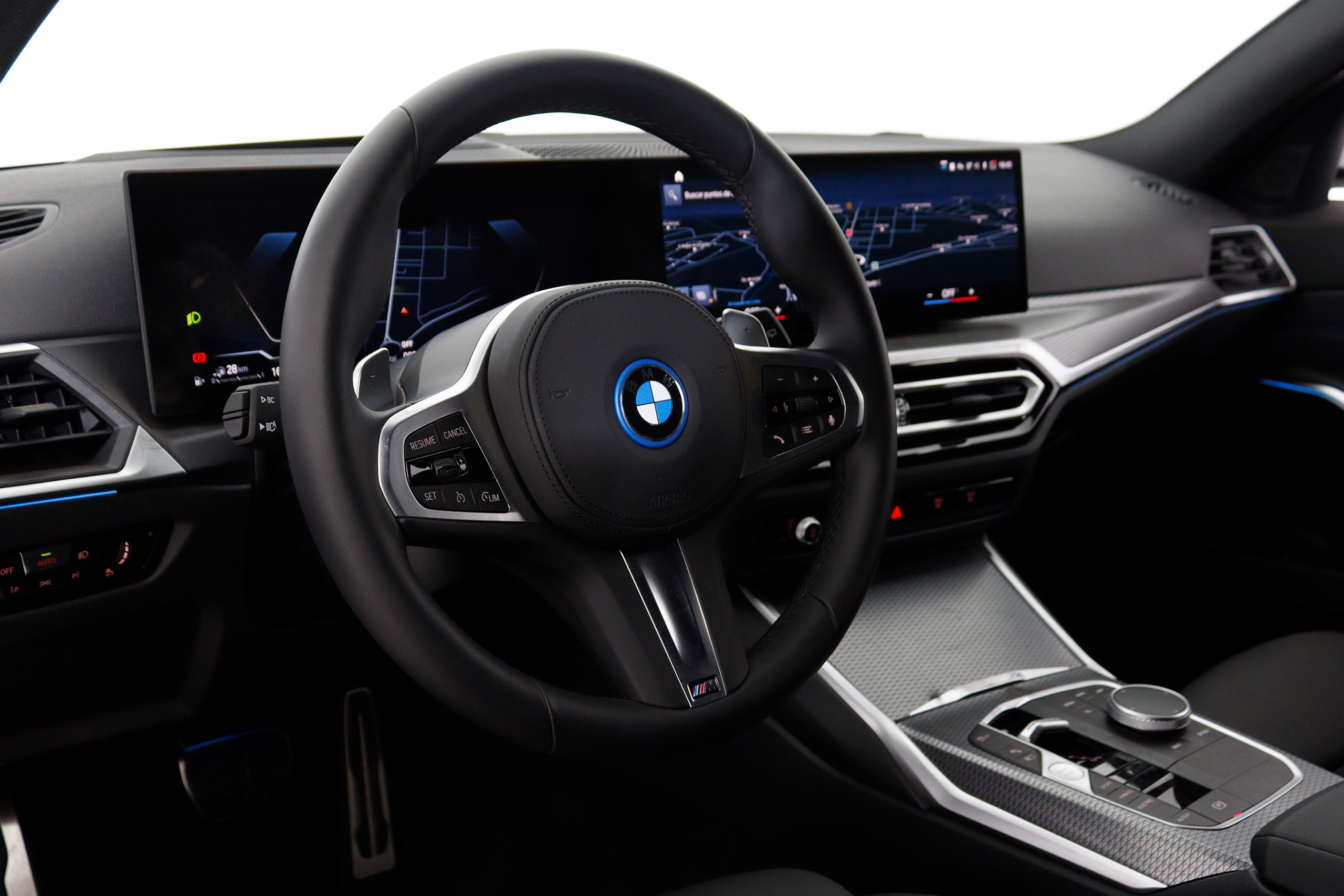 BMW 320 SERIE 3 320e Touring M-Sport Auto Hibrido Enchufable 204cv 5P # NUEVO A ESTRENAR,GARANTIA FAB 01/2025,NAVY,FAROS LED foto 14