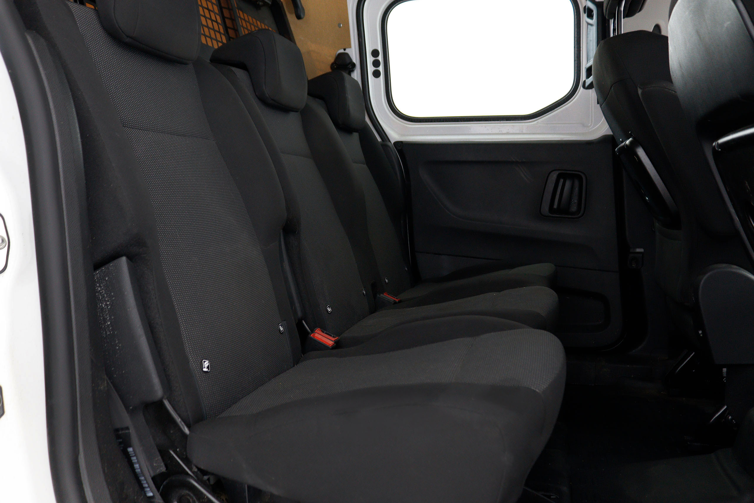 Peugeot Partner Combi 1.6 HDI 100cv 5P S/S # IVA DEDUCIBLE, NAVY foto 22