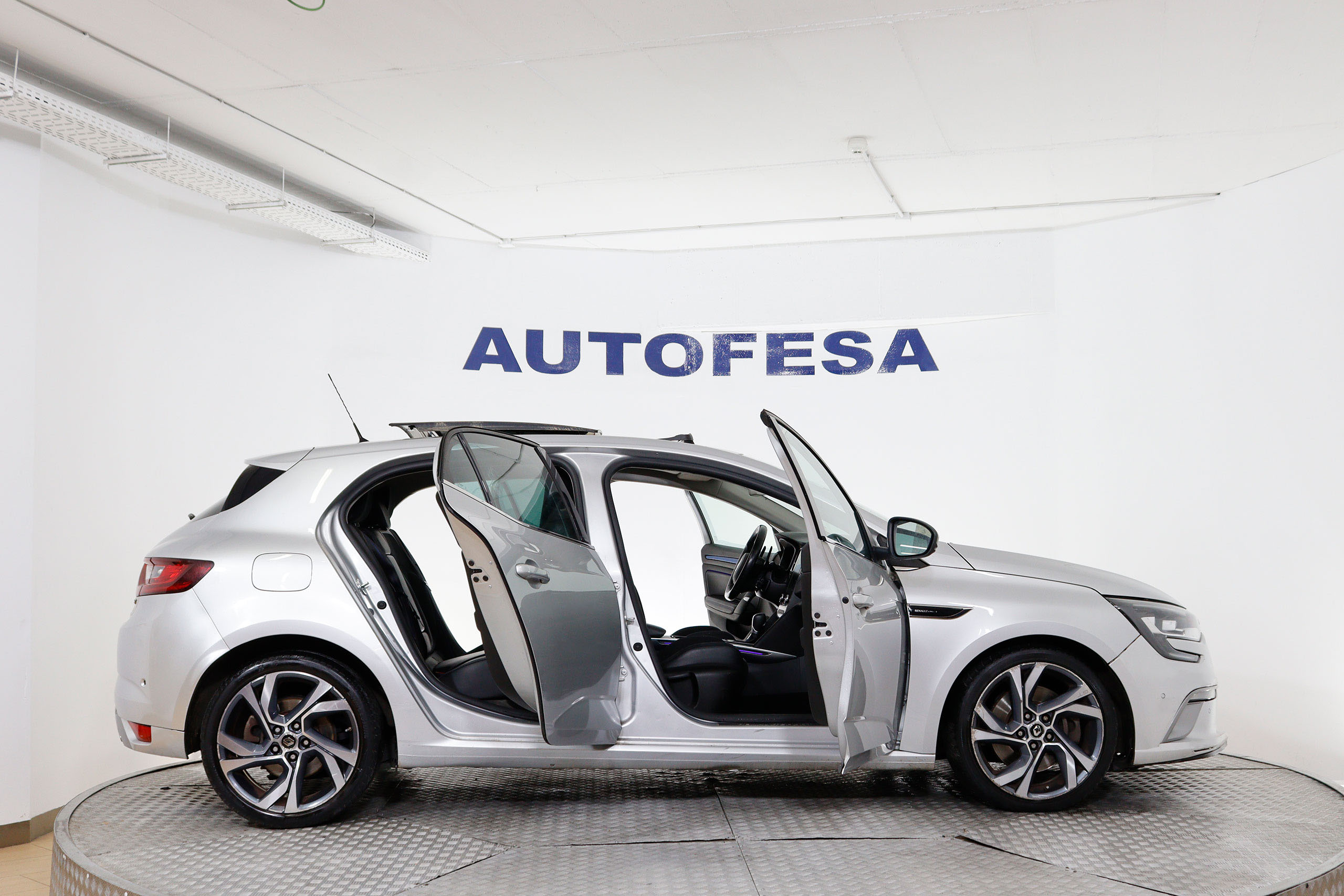 Renault Megane 1.6 DCI GT LINE 165cv Auto 5P S/S # , NAVY, TECHO ELECTRICO, FAROS LED foto 11