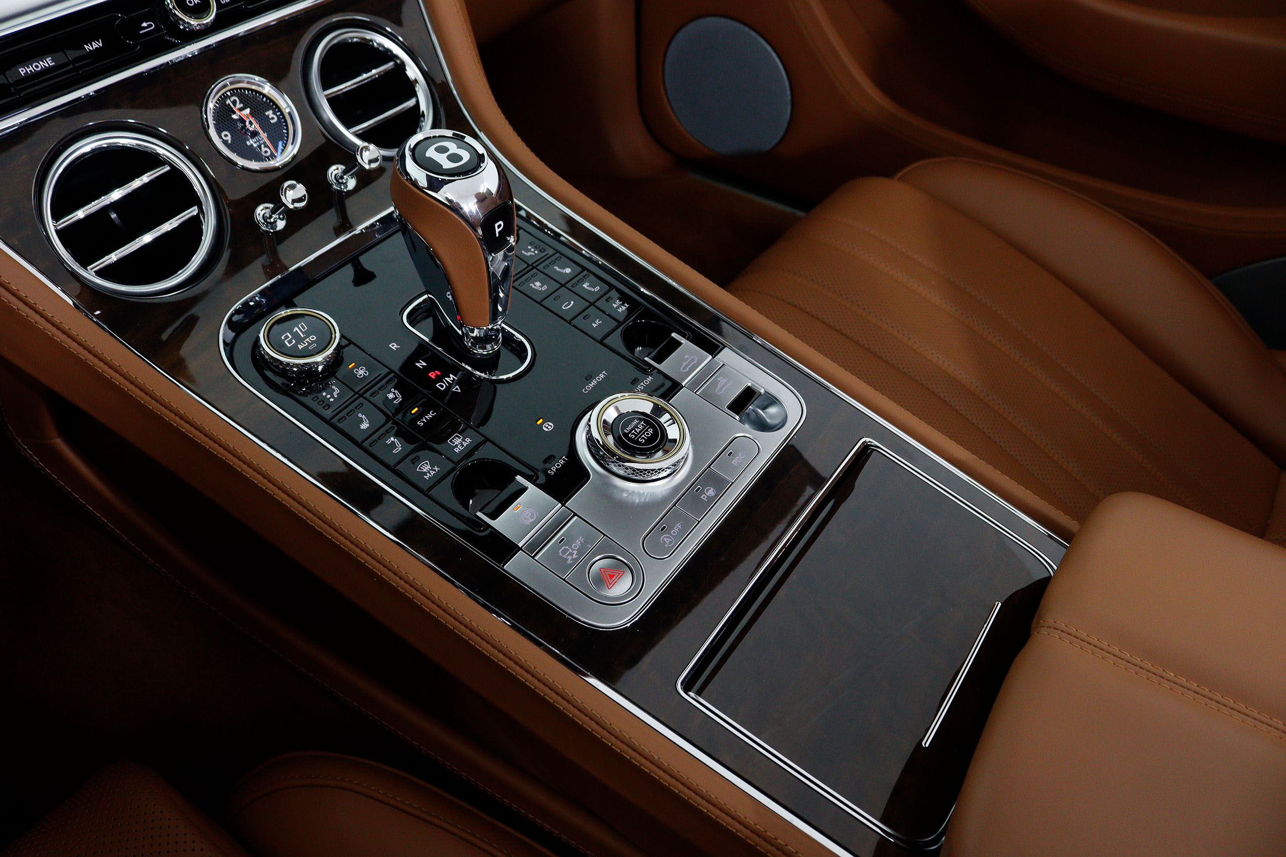 Bentley Continental GT 4.0 V8 Convertible Cabrio 549cv Auto 2P 4WD S/S # NAVY, CUERO foto 26