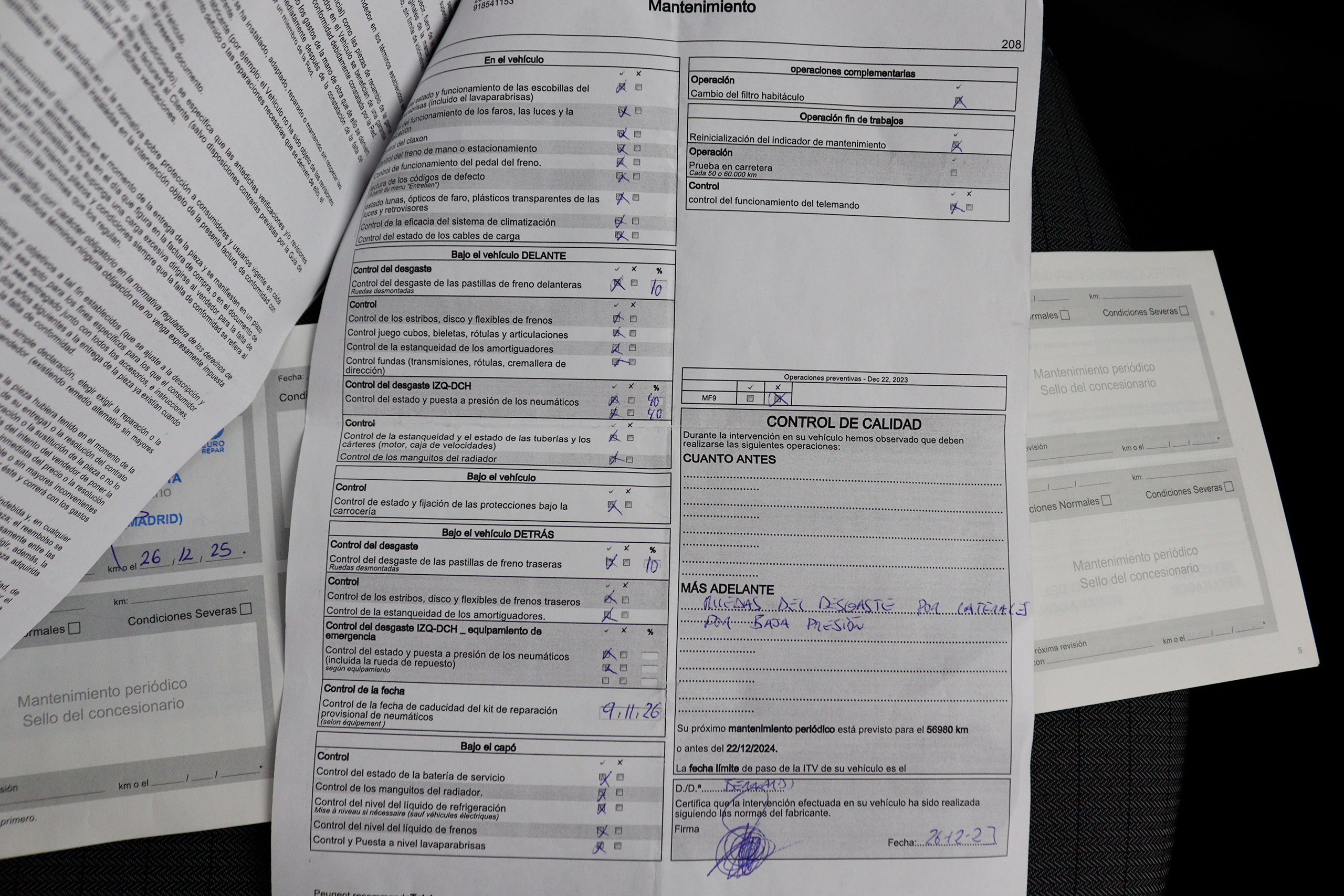 Peugeot E-208 Electrico Allure 50KW 136cv Auto 5P # FAROS LED foto 28