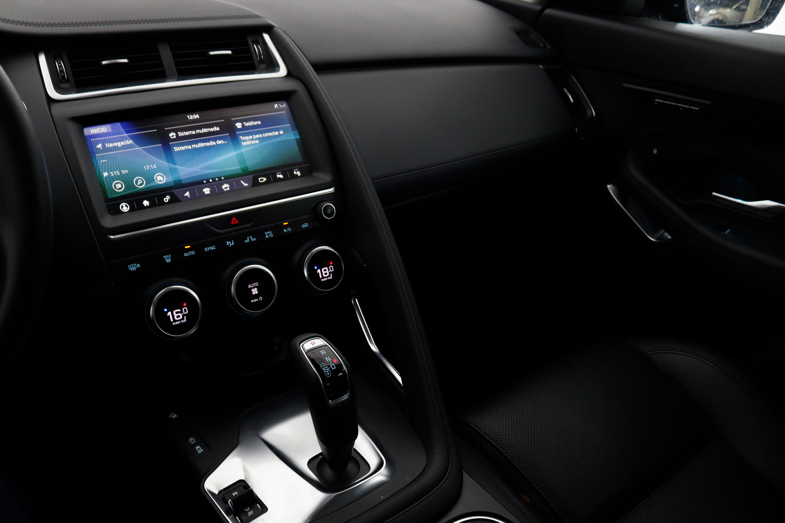 Jaguar E-pace 2.0 P 4WD 200cv Auto 5P S/S # NAVY, CUERO, FAROS LED, CAMARA 360 foto 21