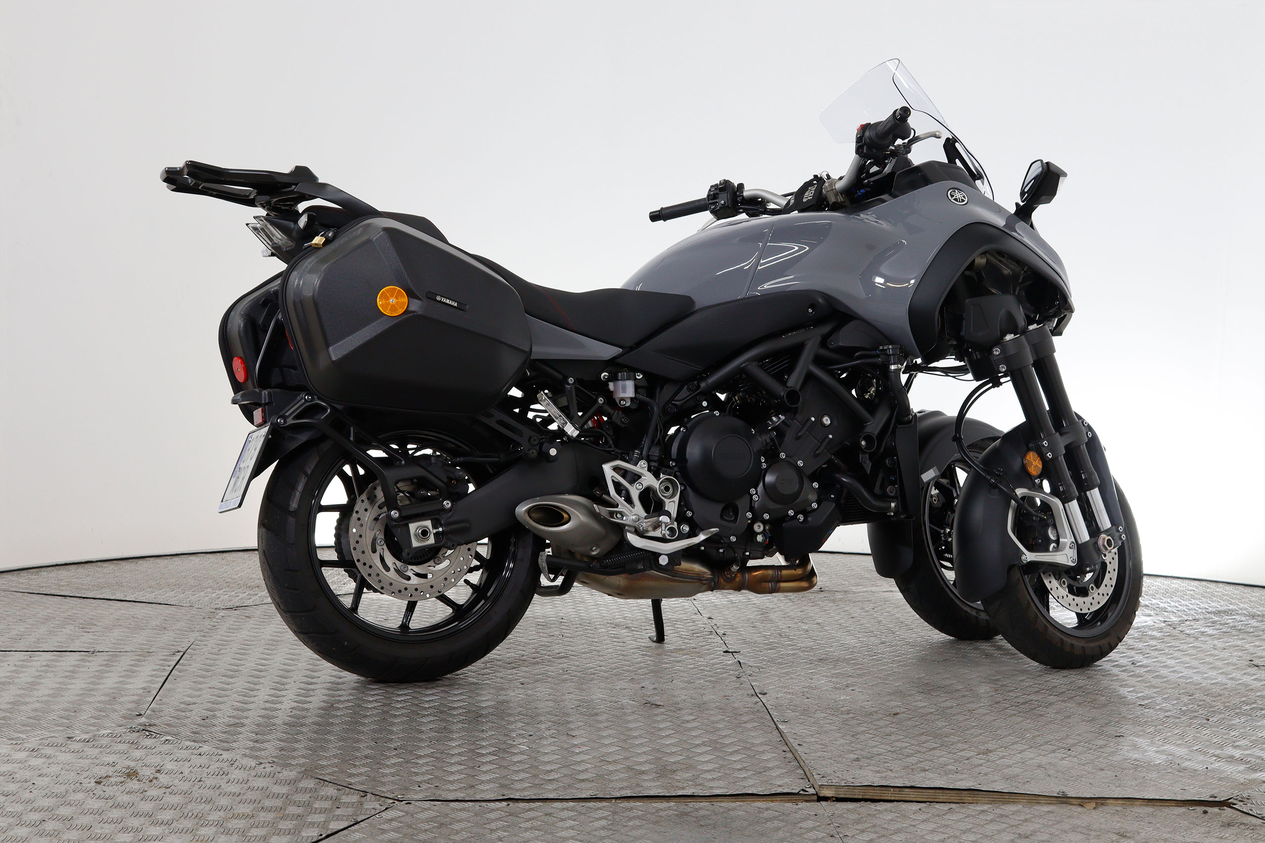 Yamaha Niken NIKEN GT 850 115cv ABS #GARANTIA FABRICA 12/2025, KIT MALETAS,RUEDAS NUEVAS foto 5