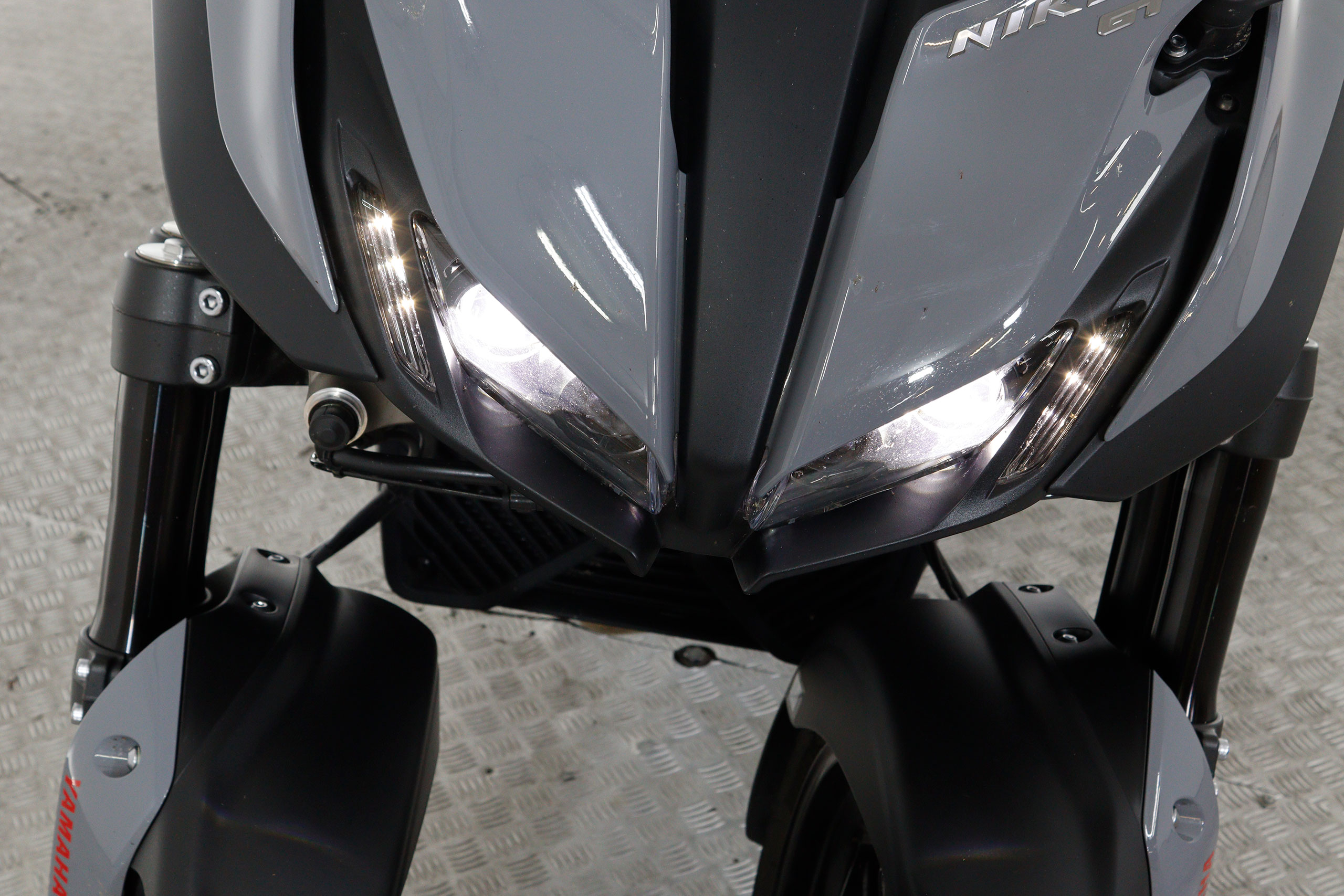 Yamaha Niken NIKEN GT 850 115cv ABS #GARANTIA FABRICA 12/2025, KIT MALETAS,RUEDAS NUEVAS foto 20