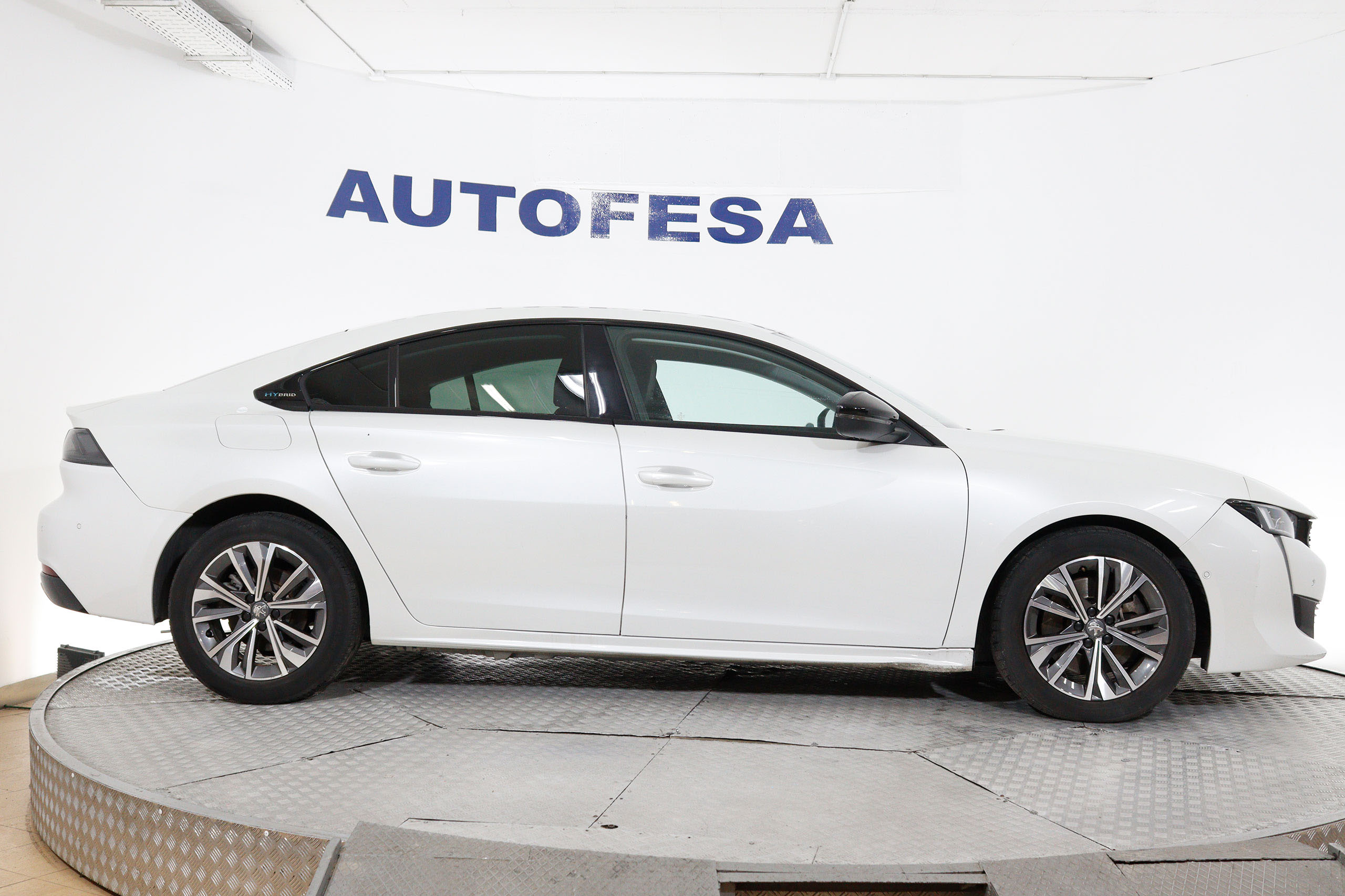 Peugeot 508 1.6L Hibrido Enchufable Auto EAT8 Pack Allure 225cv 5P # IVA DEDUCIBLE,NAVY,PARKTRONIC foto 10