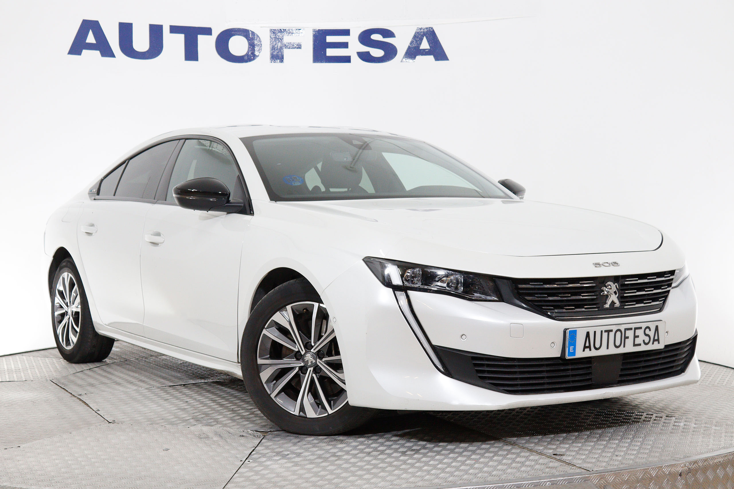 Peugeot 508 1.6L Hibrido Enchufable Auto EAT8 Pack Allure 225cv 5P # IVA DEDUCIBLE,NAVY,PARKTRONIC foto 3
