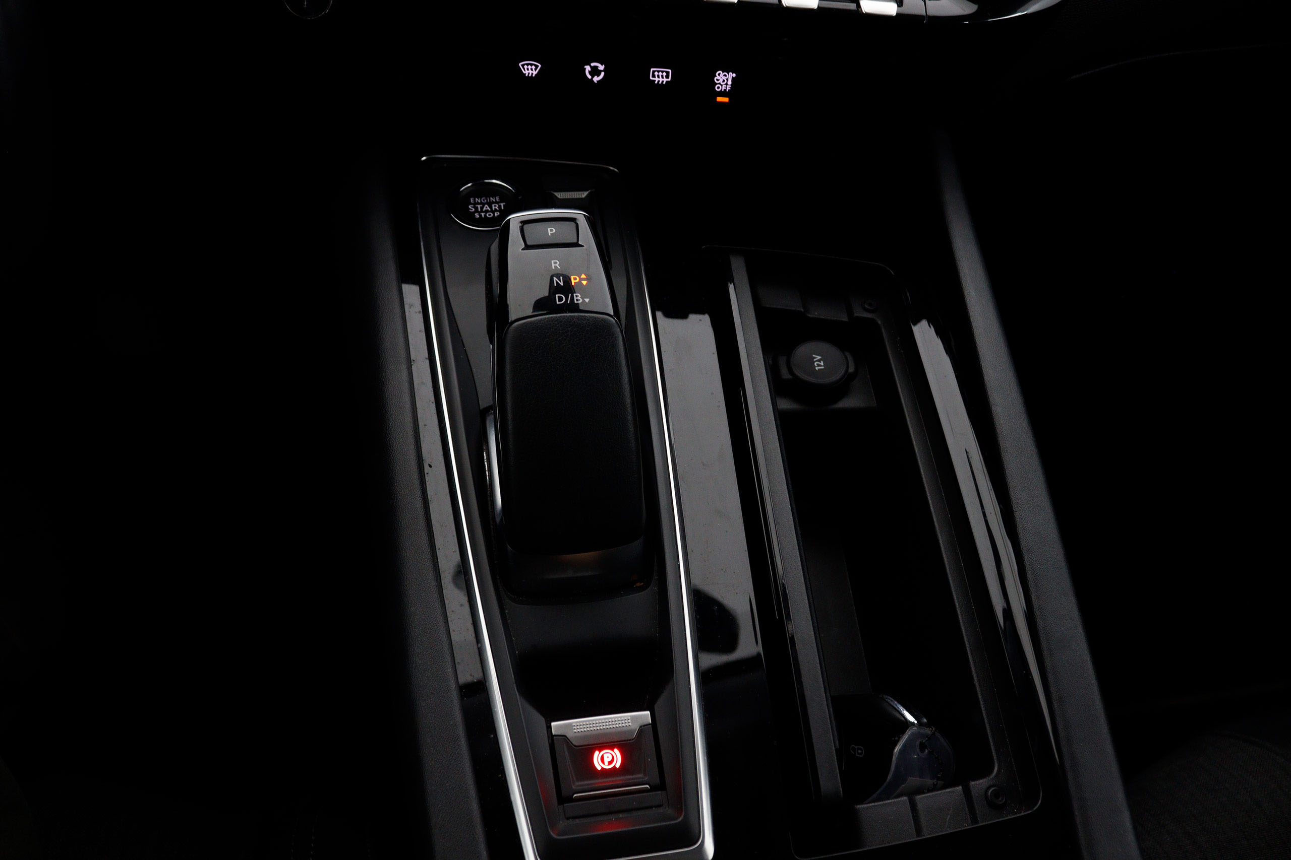 Peugeot 508 1.6L Hibrido Enchufable Auto EAT8 Pack Allure 225cv 5P # IVA DEDUCIBLE,NAVY,PARKTRONIC foto 19