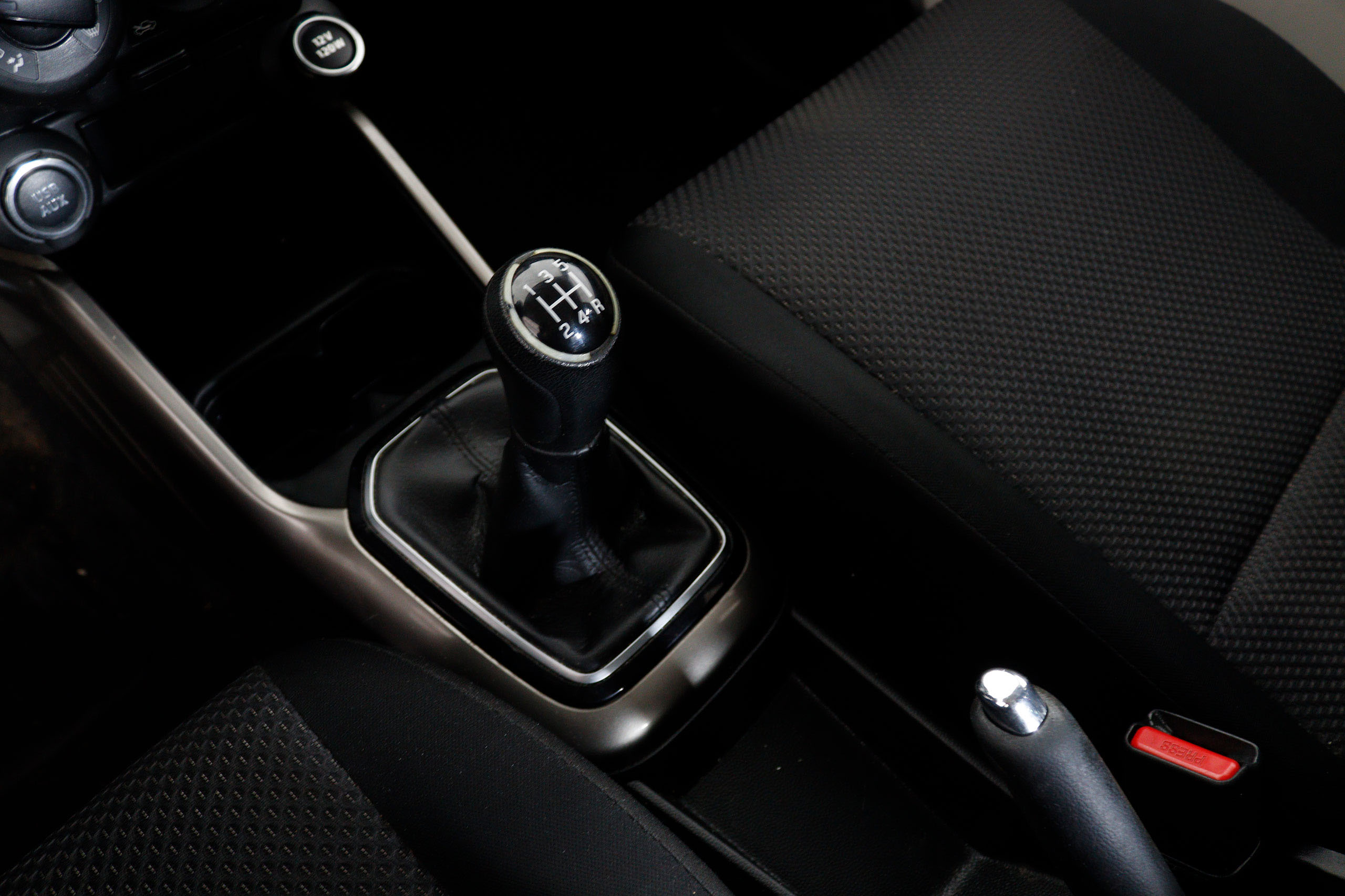 Suzuki Ignis 1.2 DualJet 90cv 5P foto 18