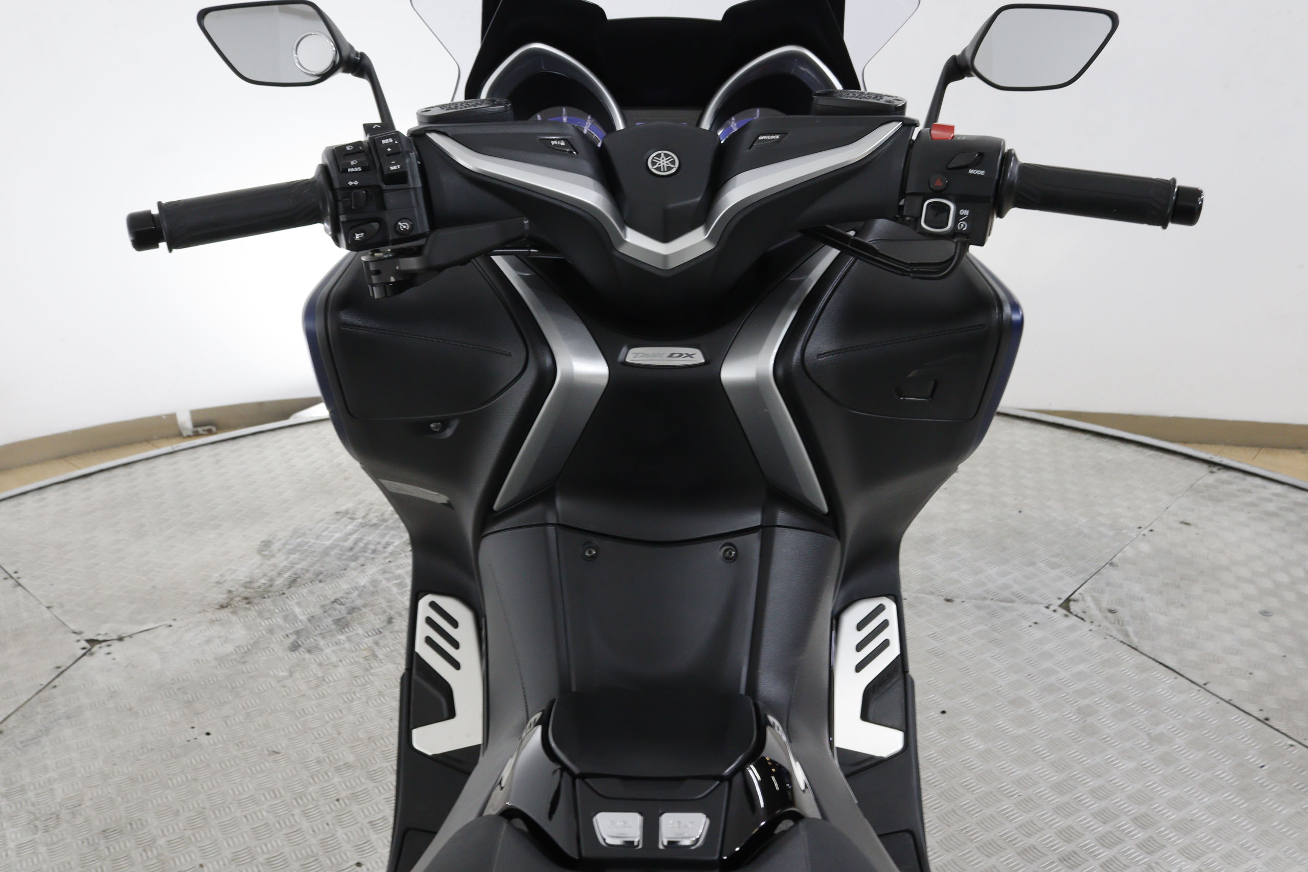 Yamaha Tmax 530 TMAX 530 DX XP530D 45cv ABS # CUPULA ELEC,PUÑOS TERMICOS,ASINETOS TERMICOS foto 21