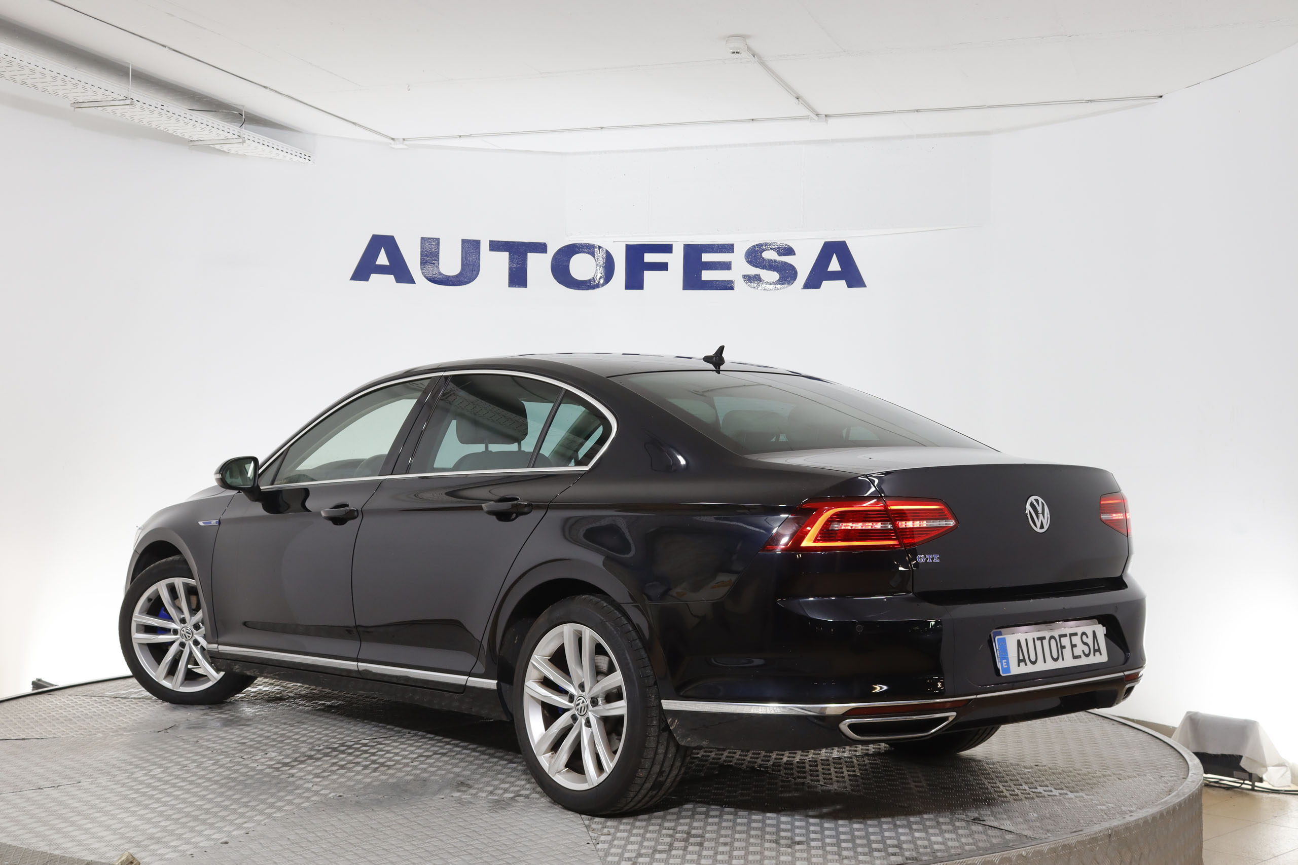 Volkswagen Passat 1.4 TSI GTE Hibrido Enchufable Auto 218cv 4P # IVA DEDUCIBLE,NAVY,FAROS LED, foto 9