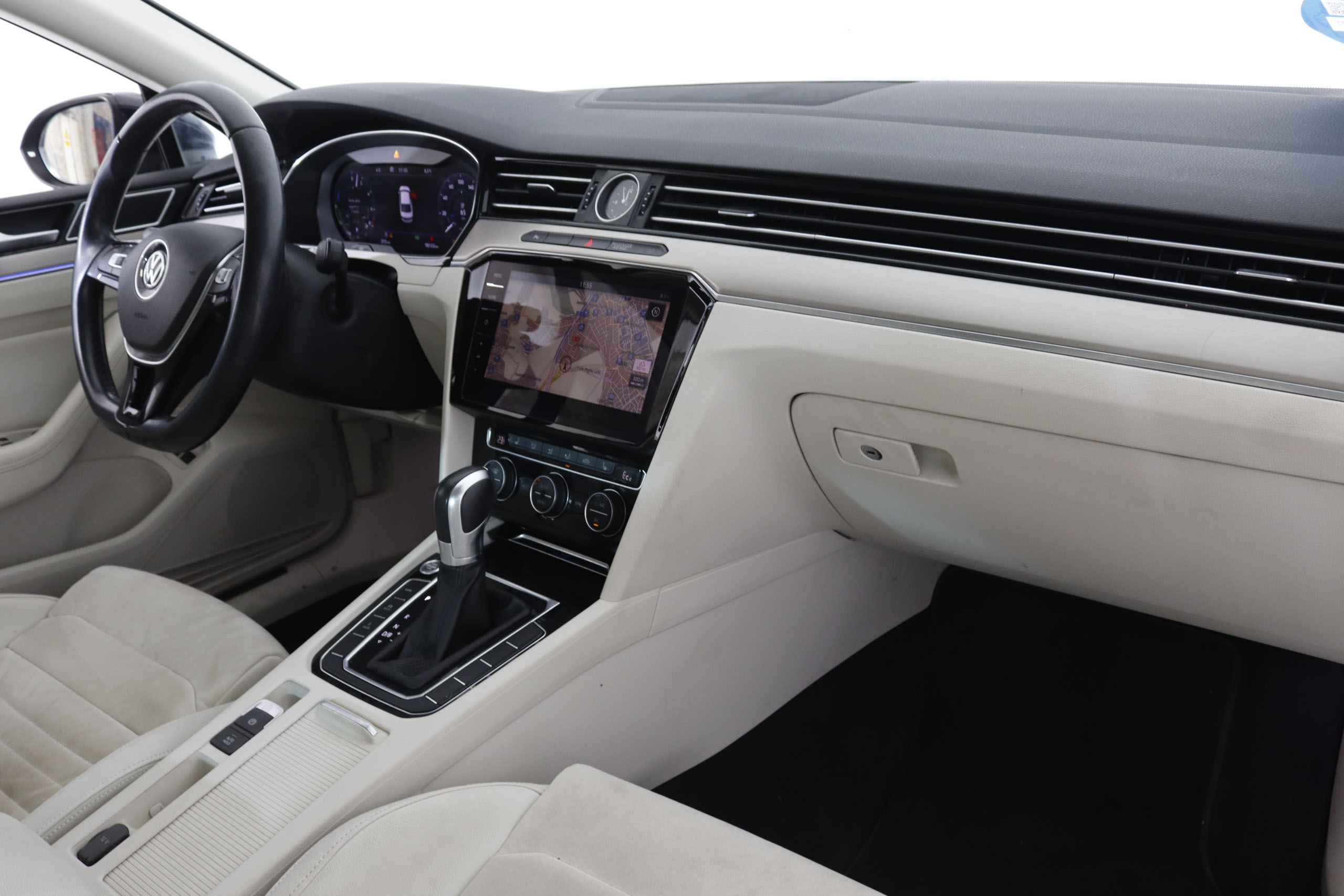 Volkswagen Passat 1.4 TSI GTE Hibrido Enchufable Auto 218cv 4P # IVA DEDUCIBLE,NAVY,FAROS LED, foto 17