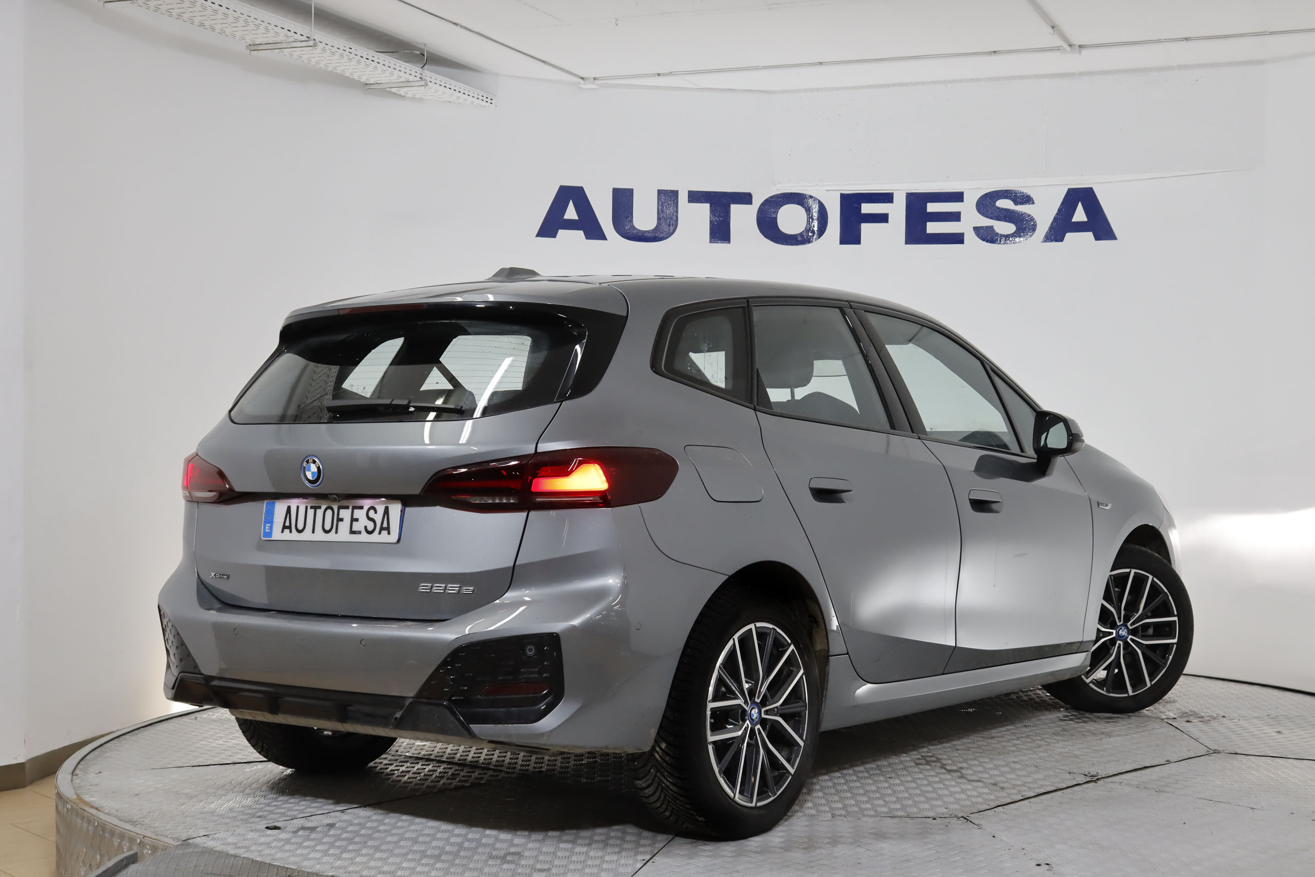 BMW 225 SERIE 225E ACTIVE TOURER M-SPORT AUTO X-DRIVE 245CV 5P # IVA DEDUCIBLE,NAVY foto 6