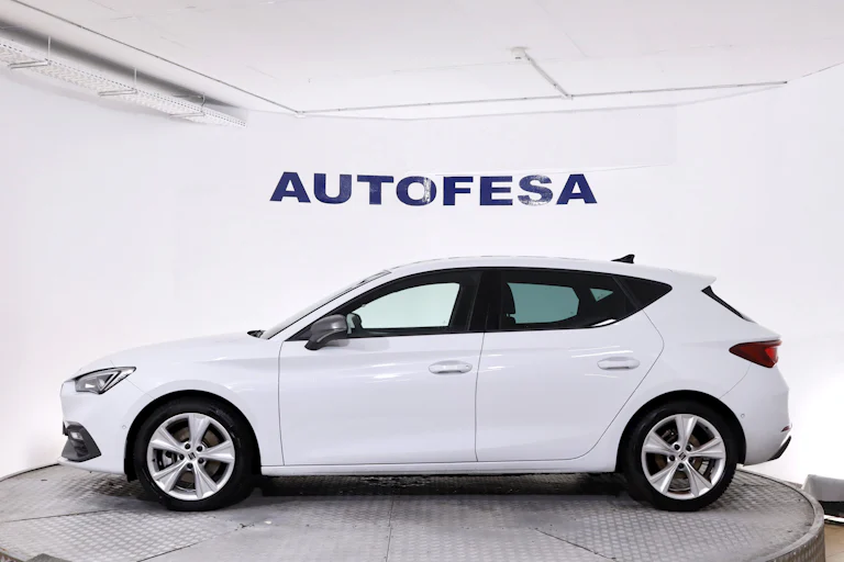 Seat Leon 1.5 eTSI AUTO FR DSG 150cv 5P #NAVY foto 5