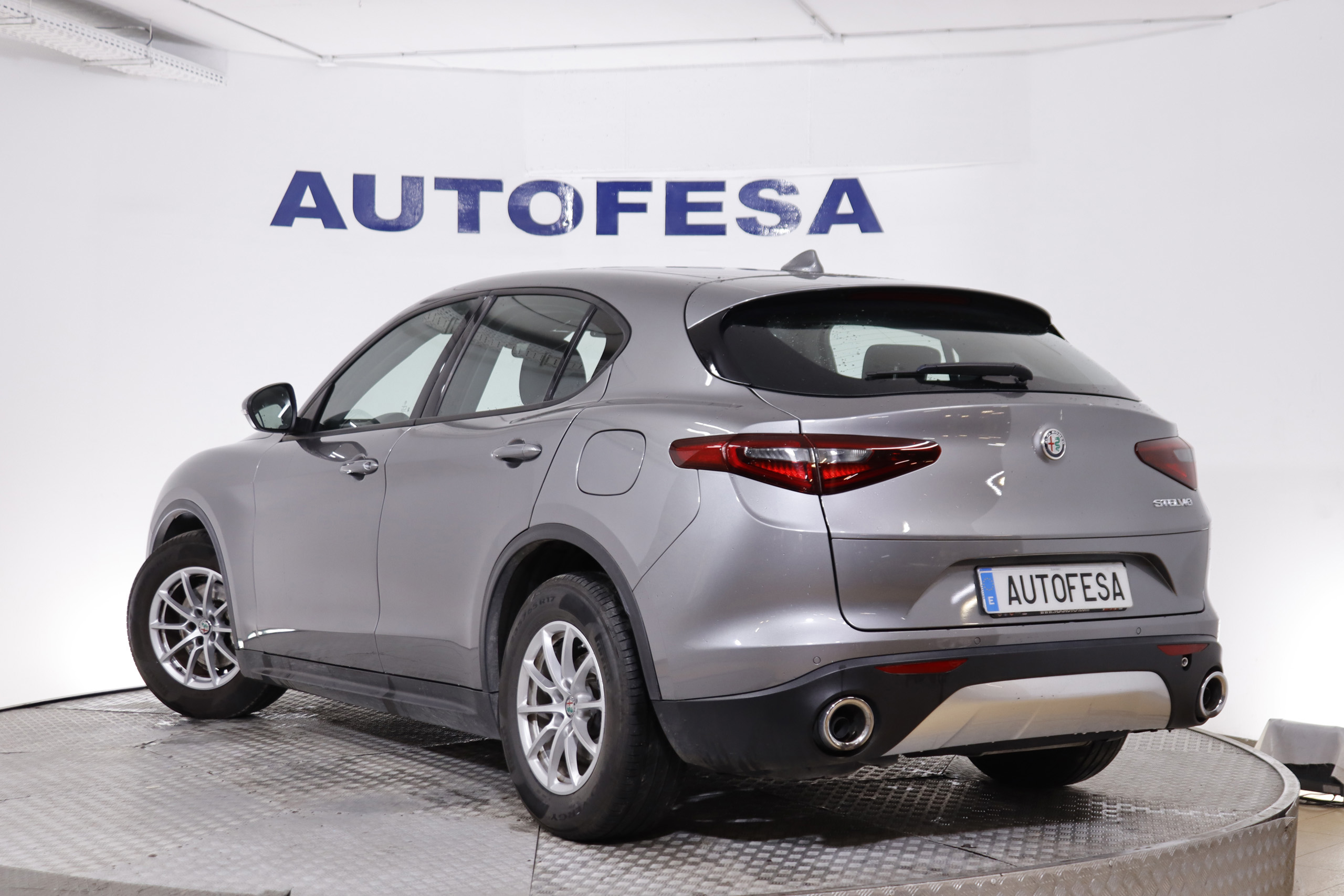 Alfa Romeo Stelvio 2.2 DIESEL AUTO RWD 163cv 5P #NAVY foto 6