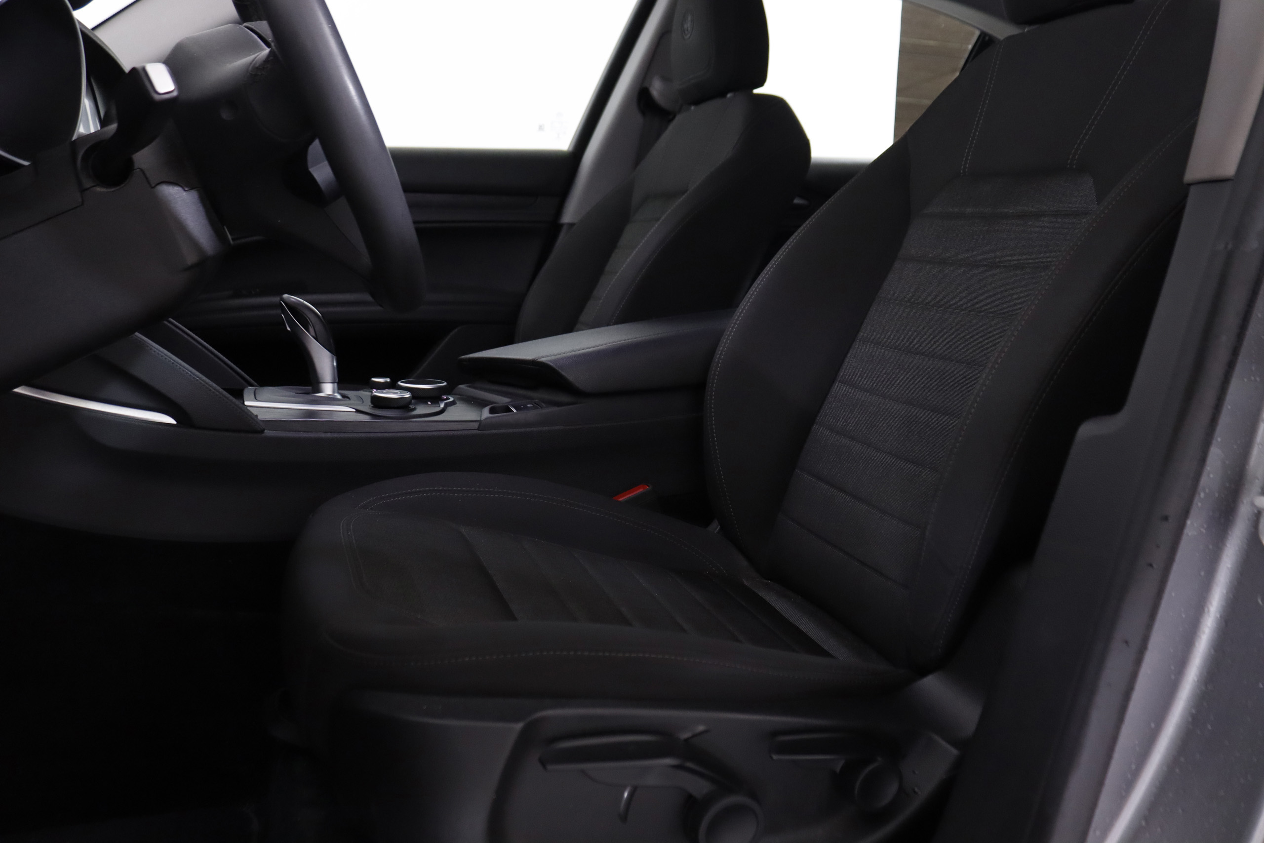 Alfa Romeo Stelvio 2.2 DIESEL AUTO RWD 163cv 5P #NAVY foto 21