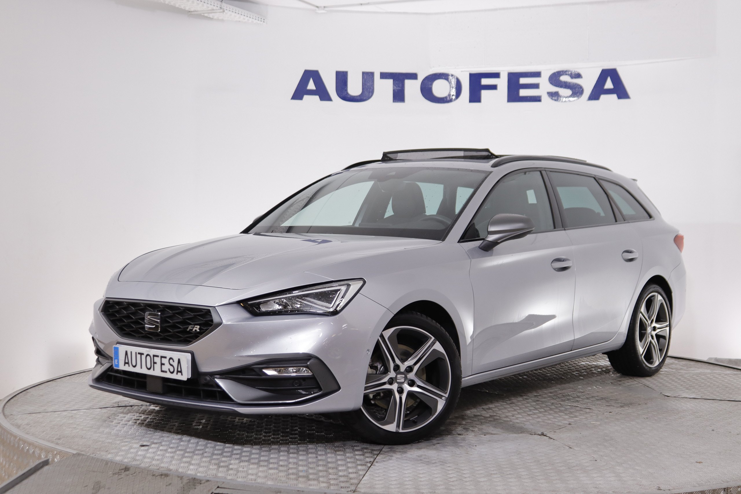 Seat Leon 1.5 TSI SPORT TOURER FR GOL L 150cv 5P # TECHO ELEC PANORAMICO, NAVY foto 1