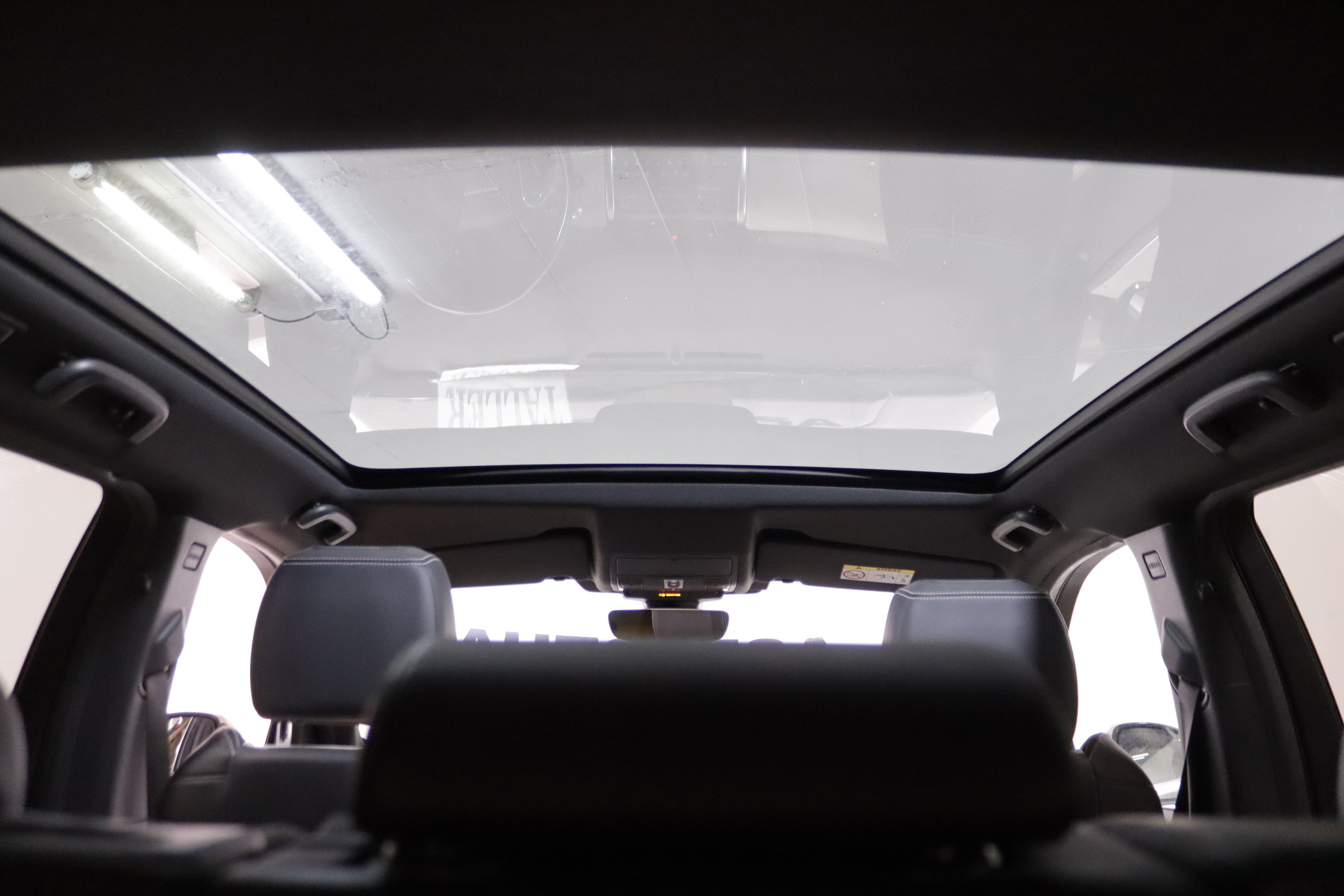 Land Rover Discovery Sport 2.0 D HYBRID R-DYNAMIC 4X4 AUTO MHEV 150cv 5P # IVA DEDUCIBLE, TECHO PANORAMICO, NAVY, CUERO, foto 17