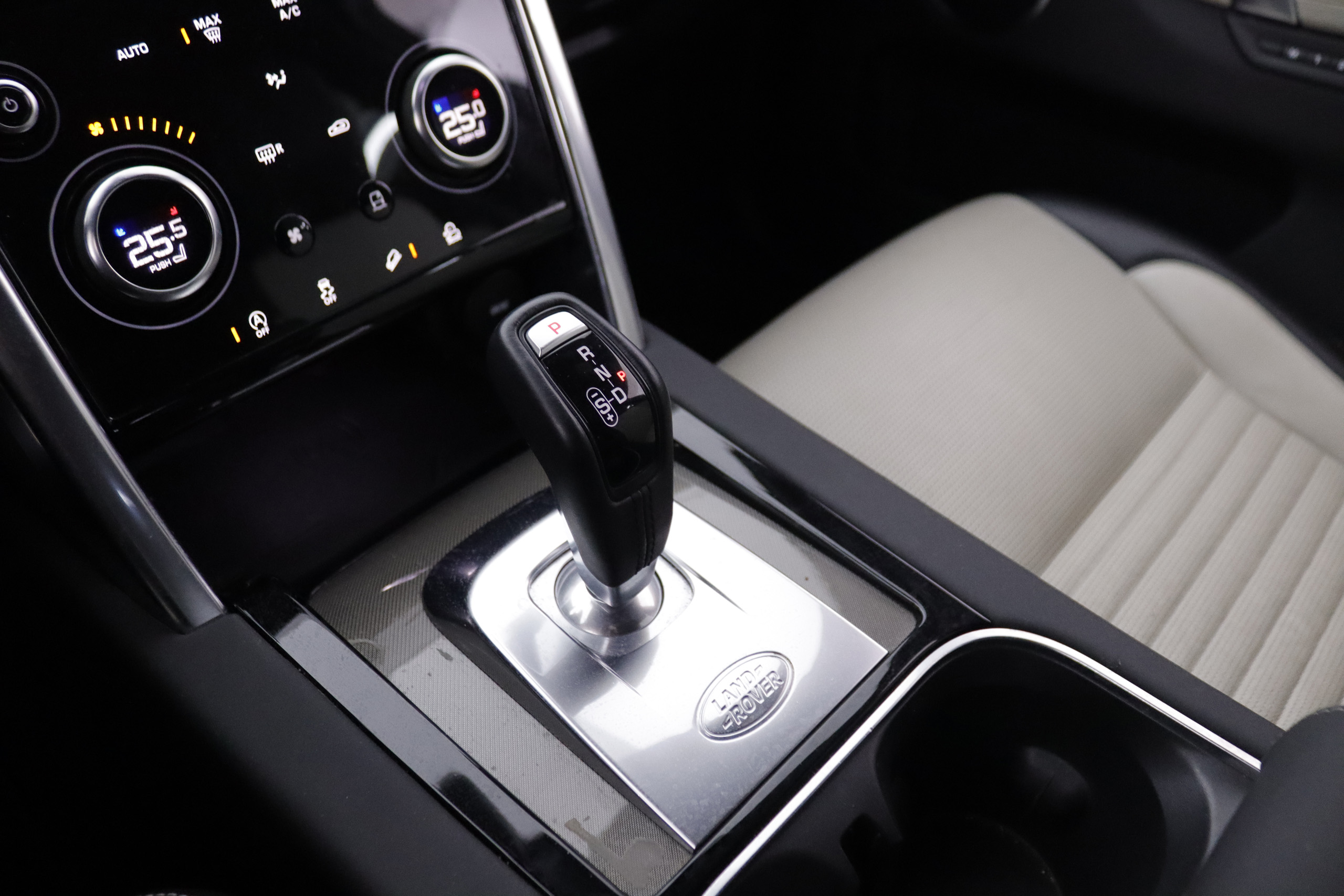 Land Rover Discovery Sport 2.0 D HYBRID R-DYNAMIC 4X4 AUTO MHEV 150cv 5P # IVA DEDUCIBLE, TECHO PANORAMICO, NAVY, CUERO, foto 20