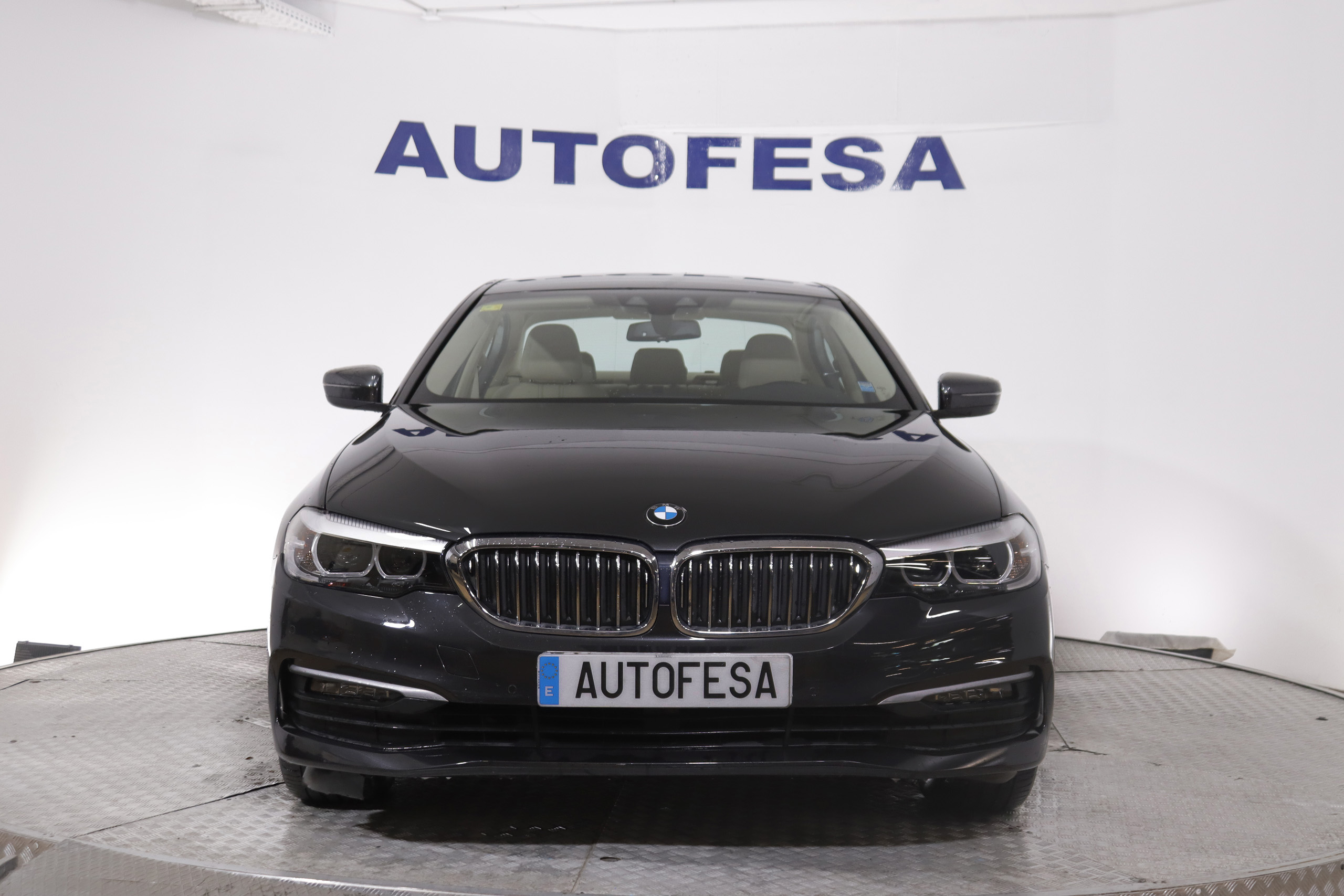 BMW 530 2.0 iPERFORMANCE AUTO 252cv 4P # IVA DEDUCIBLE, NAVY, CUERO foto 2