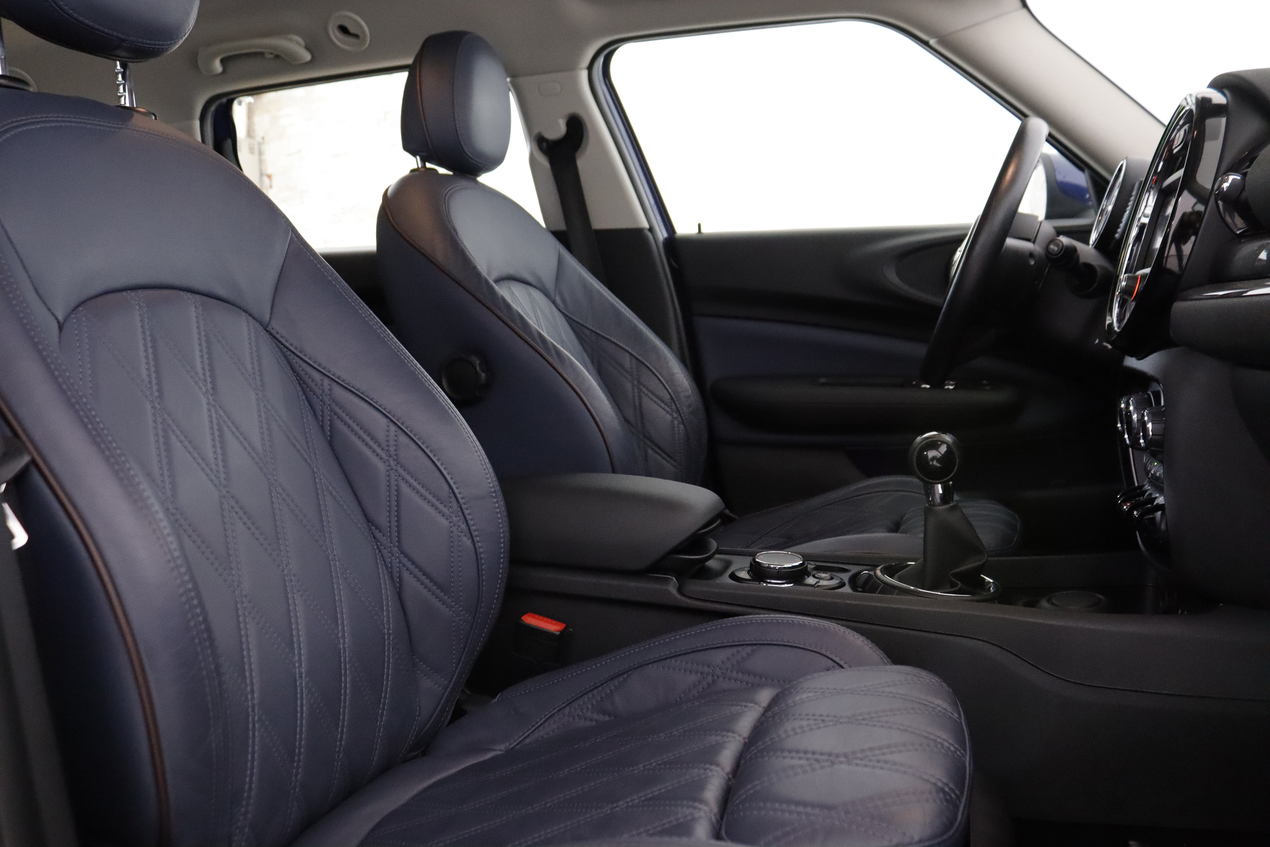 Mini Cooper Clubman 2.0D 150cv 5P # NAVY, CUERO foto 22