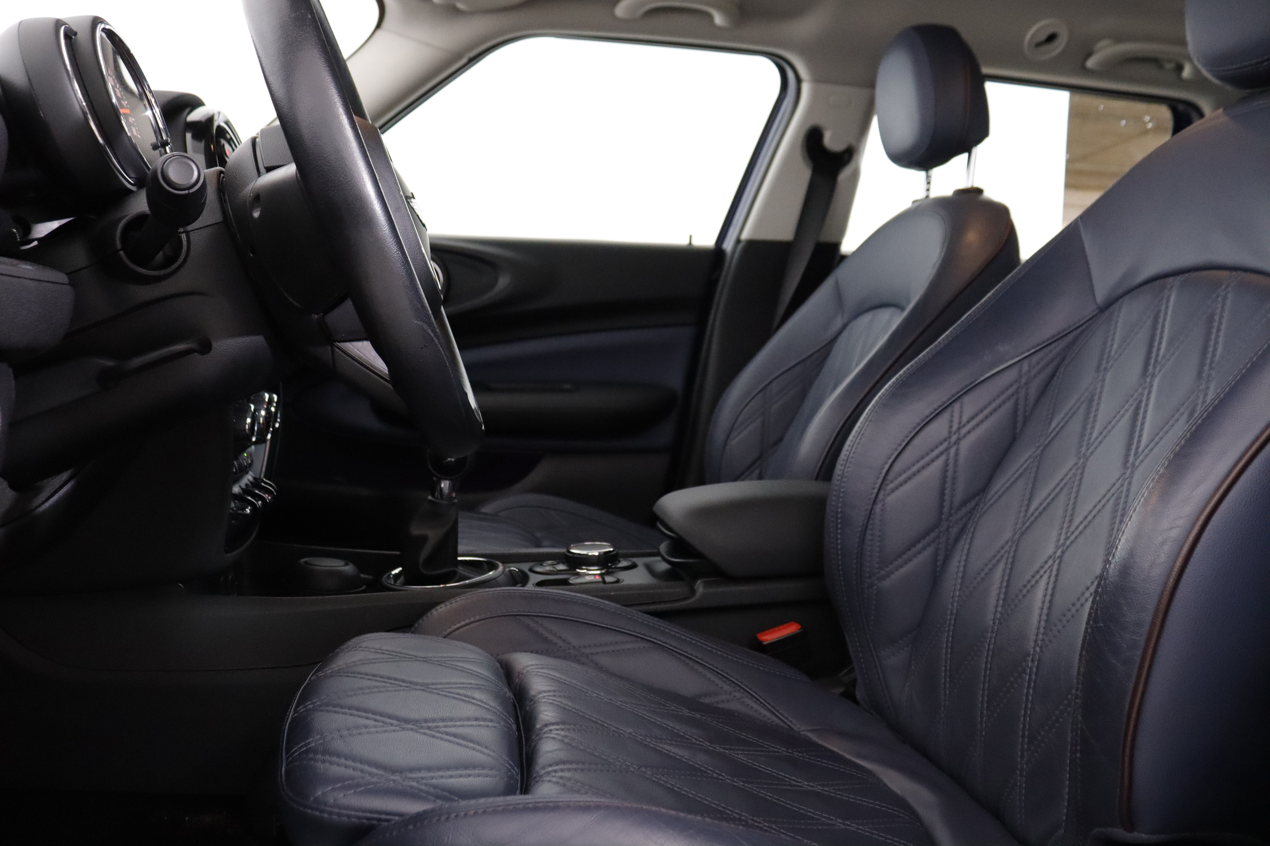 Mini Cooper Clubman 2.0D 150cv 5P # NAVY, CUERO foto 21