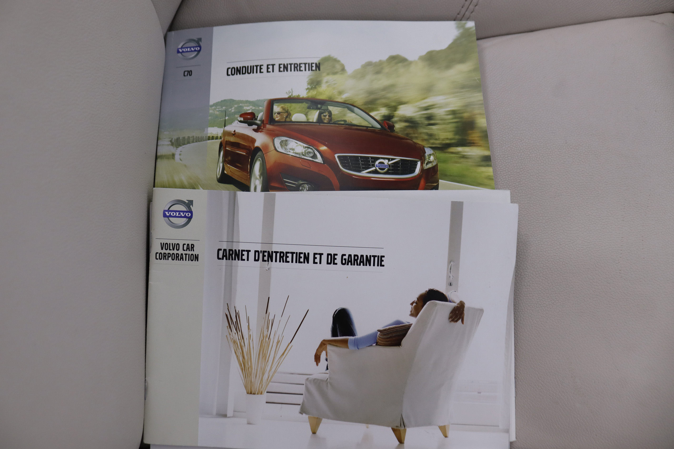 Volvo C70 2.0 MOMENTUM D3 AUTO 150cv 2P # PARKTRONIC foto 25