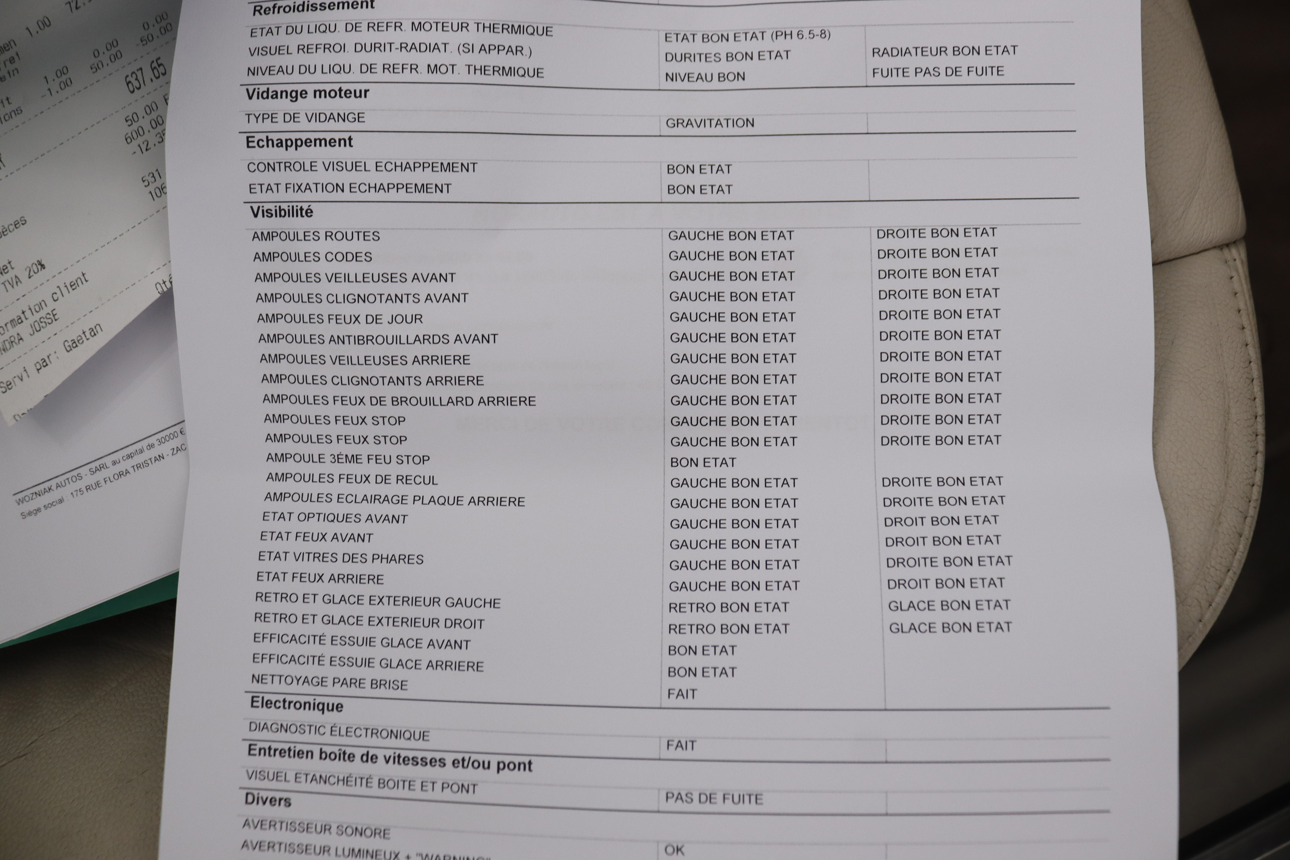 Volvo C70 2.0 MOMENTUM D3 AUTO 150cv 2P # PARKTRONIC foto 29