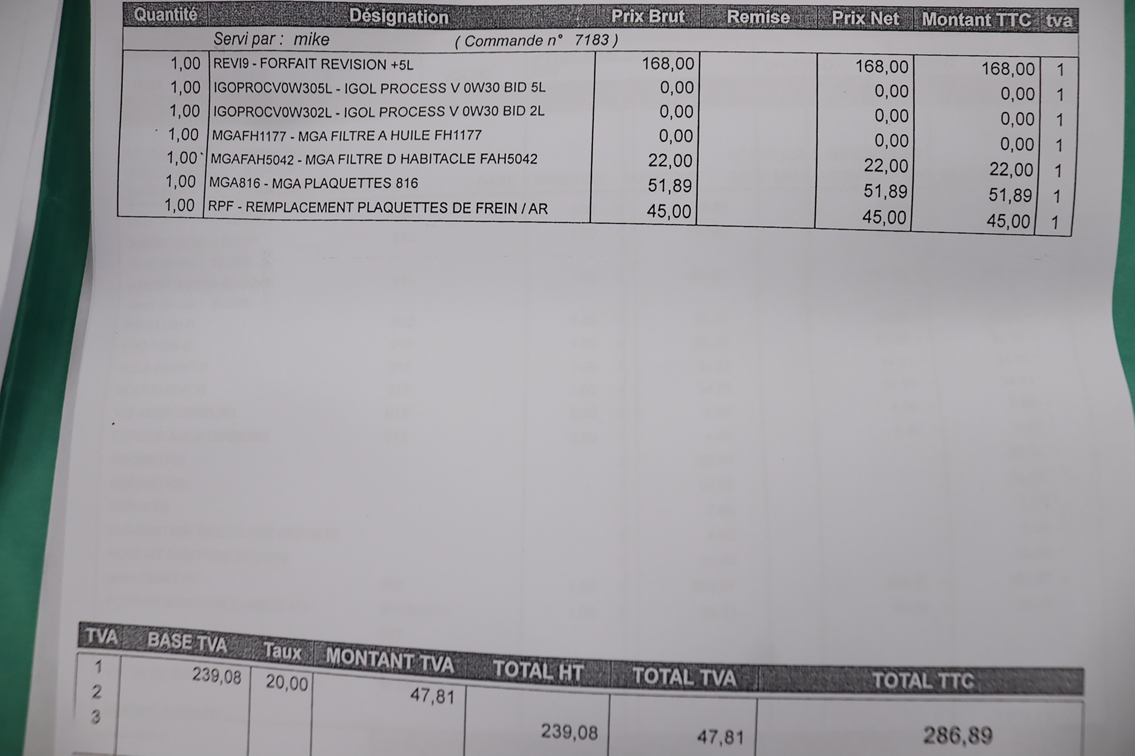 Volvo C70 2.0 MOMENTUM D3 AUTO 150cv 2P # PARKTRONIC foto 32