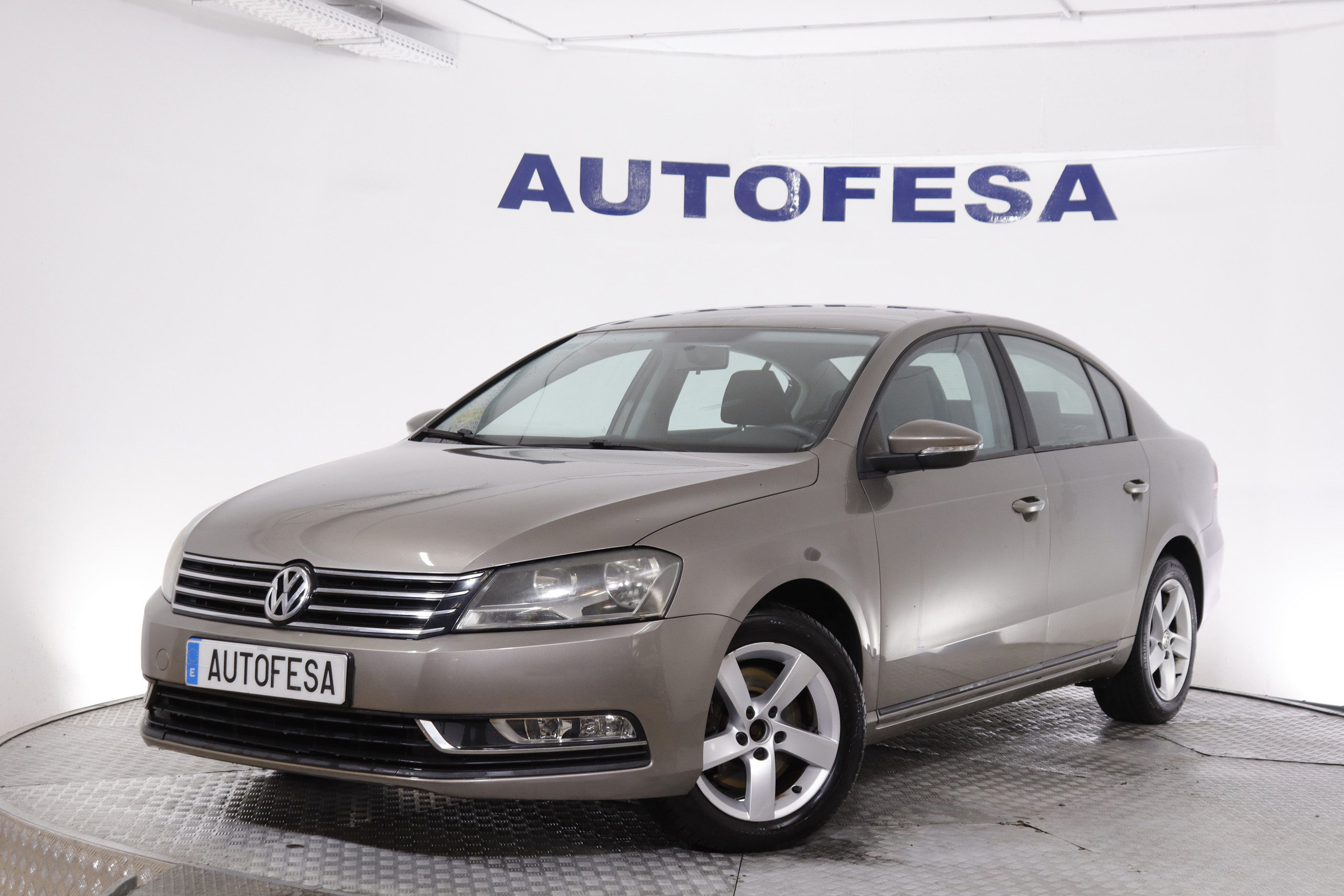 Volkswagen Passat 1.6 TDI EDITION BMT 105cv 4P # START/STOP foto 1