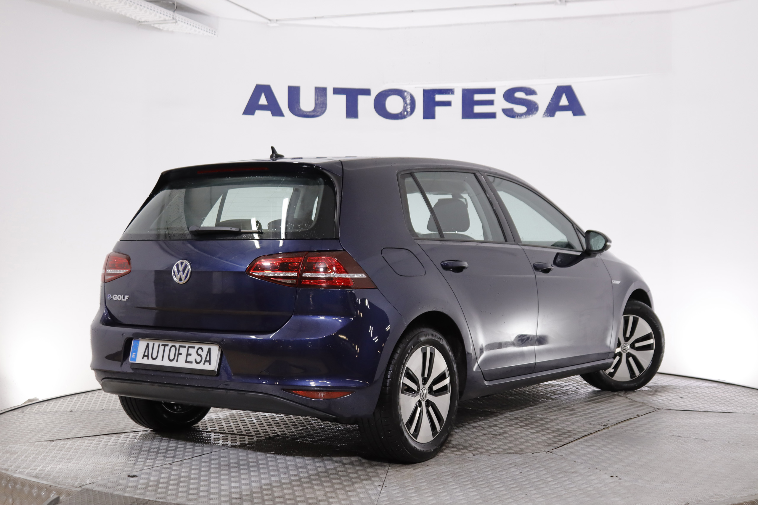 Volkswagen E-Golf E-GOLF ePOWER AUTO 115cv 5P# NAVY foto 9