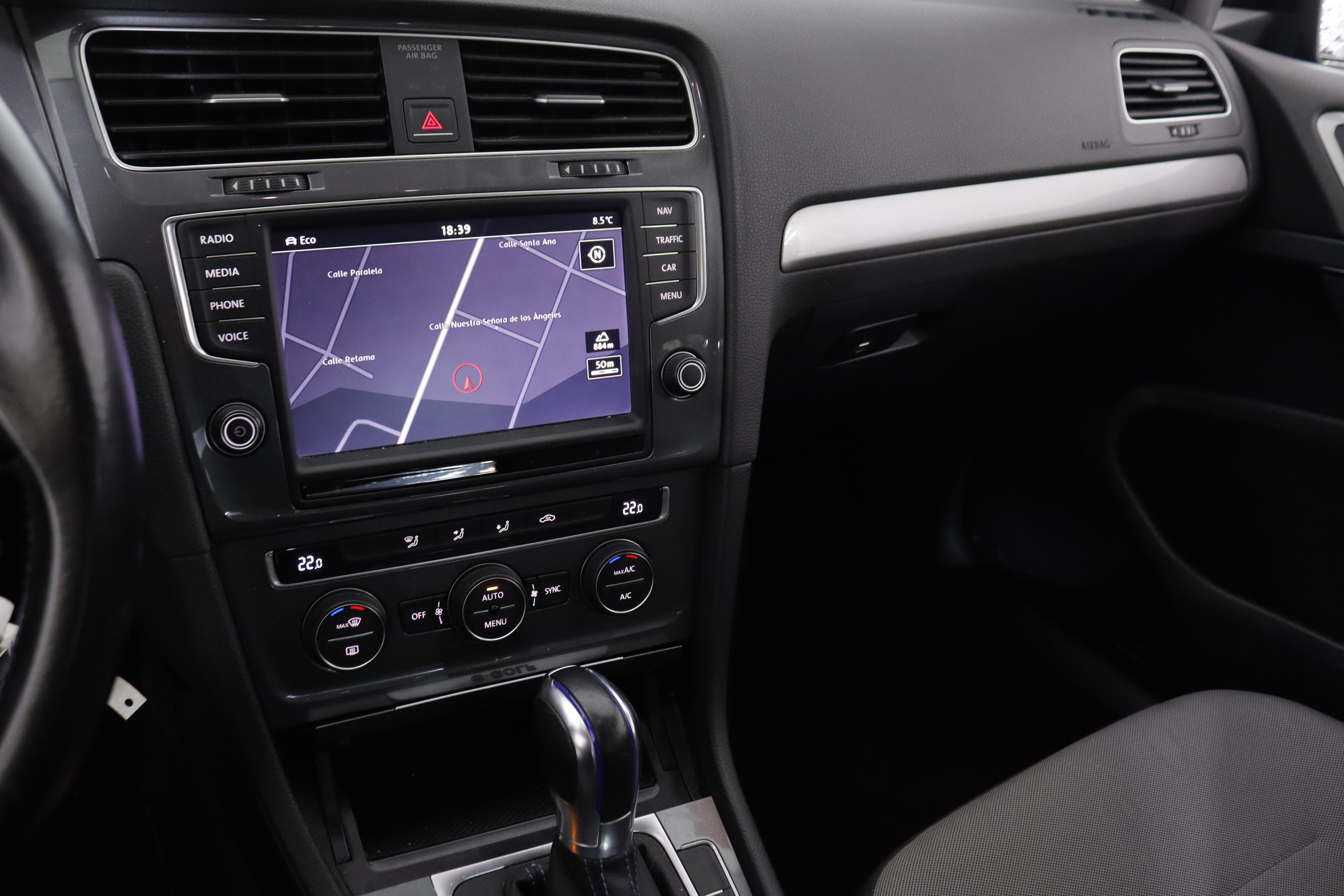 Volkswagen E-Golf E-GOLF ePOWER AUTO 115cv 5P# NAVY foto 18