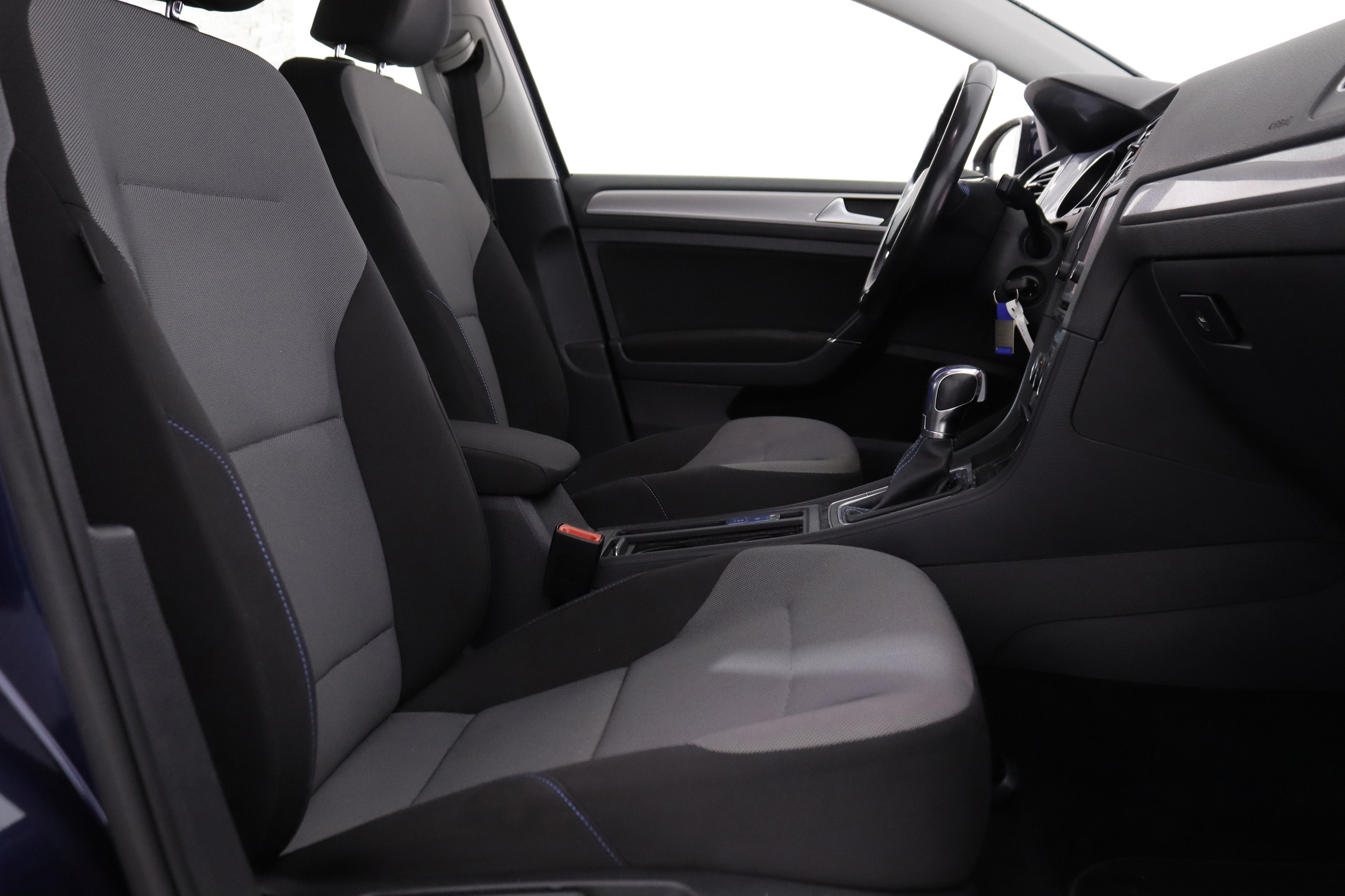 Volkswagen E-Golf E-GOLF ePOWER AUTO 115cv 5P# NAVY foto 21