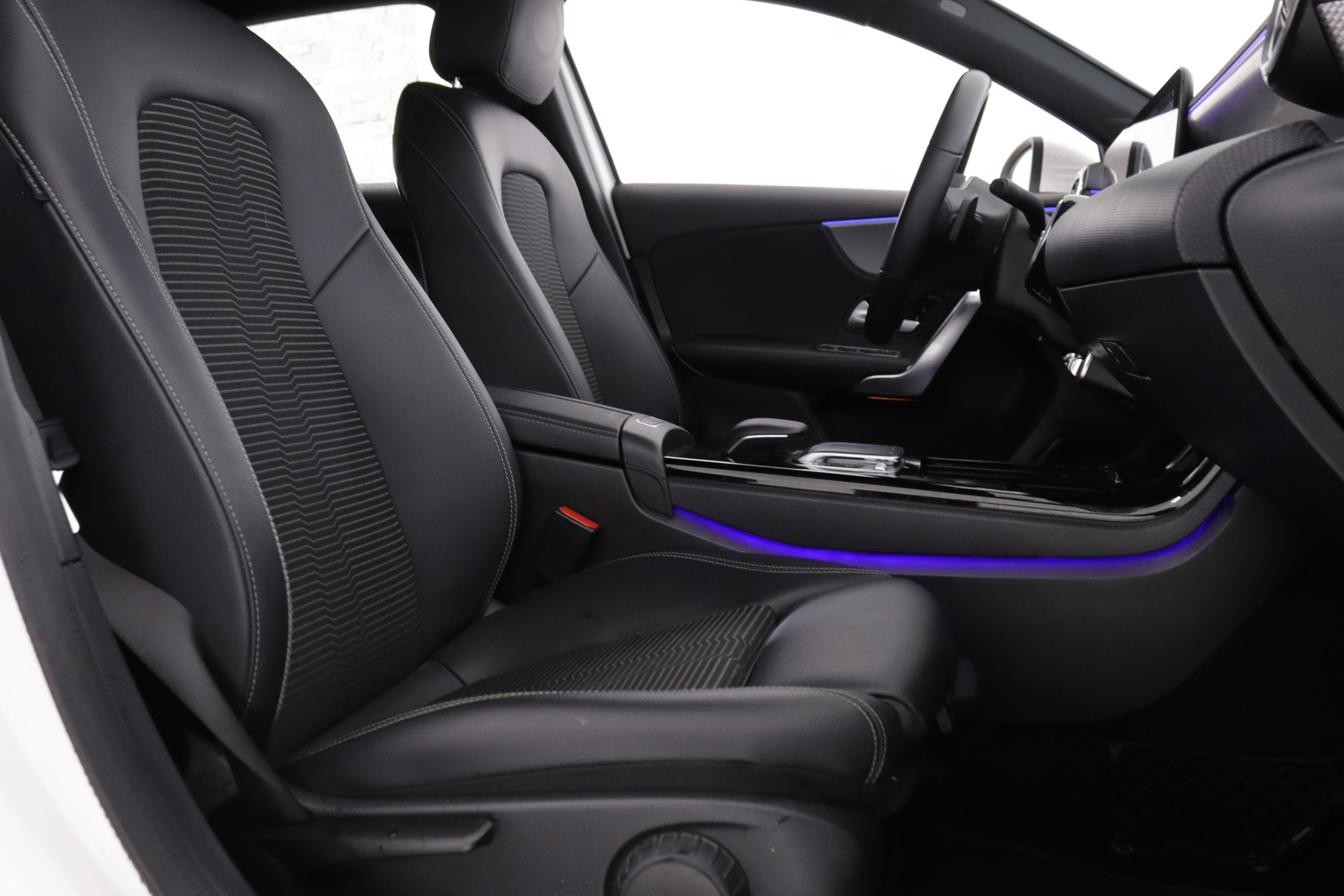 Mercedes-benz A 250 4 MATIC AUTO 224cv 5P # IVA DEDUCIBLE, NAVY foto 24