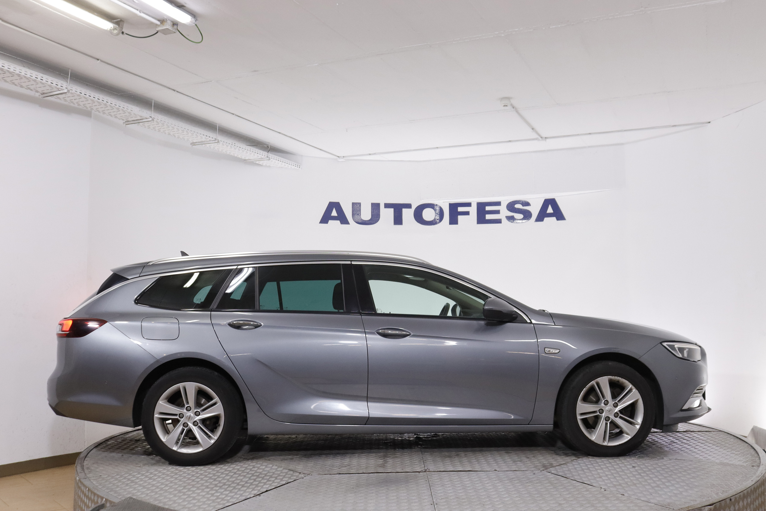 Opel Insignia SPORTS TOURER 1.6CDTI INNOVATION  110cv 5P # IVA DEDUCIBLE, NAVY foto 10