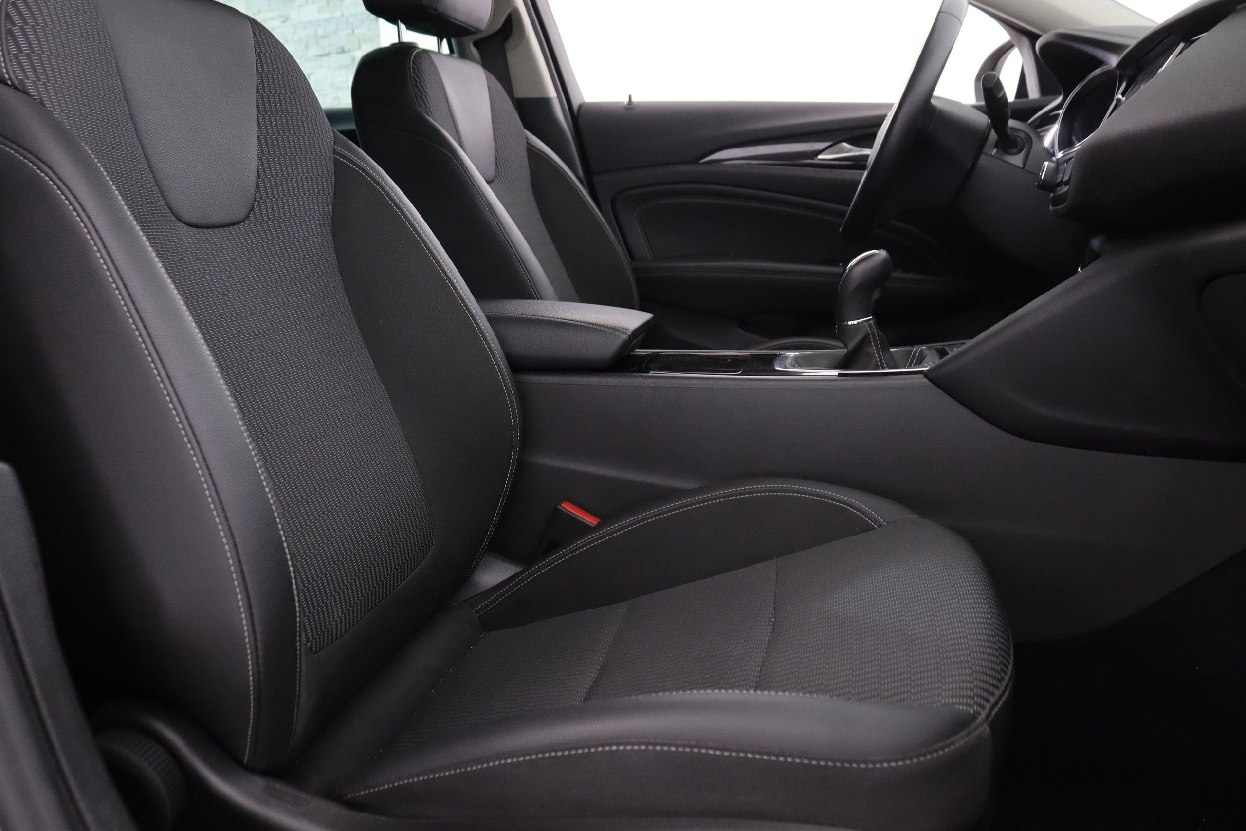 Opel Insignia SPORTS TOURER 1.6CDTI INNOVATION  110cv 5P # IVA DEDUCIBLE, NAVY foto 23