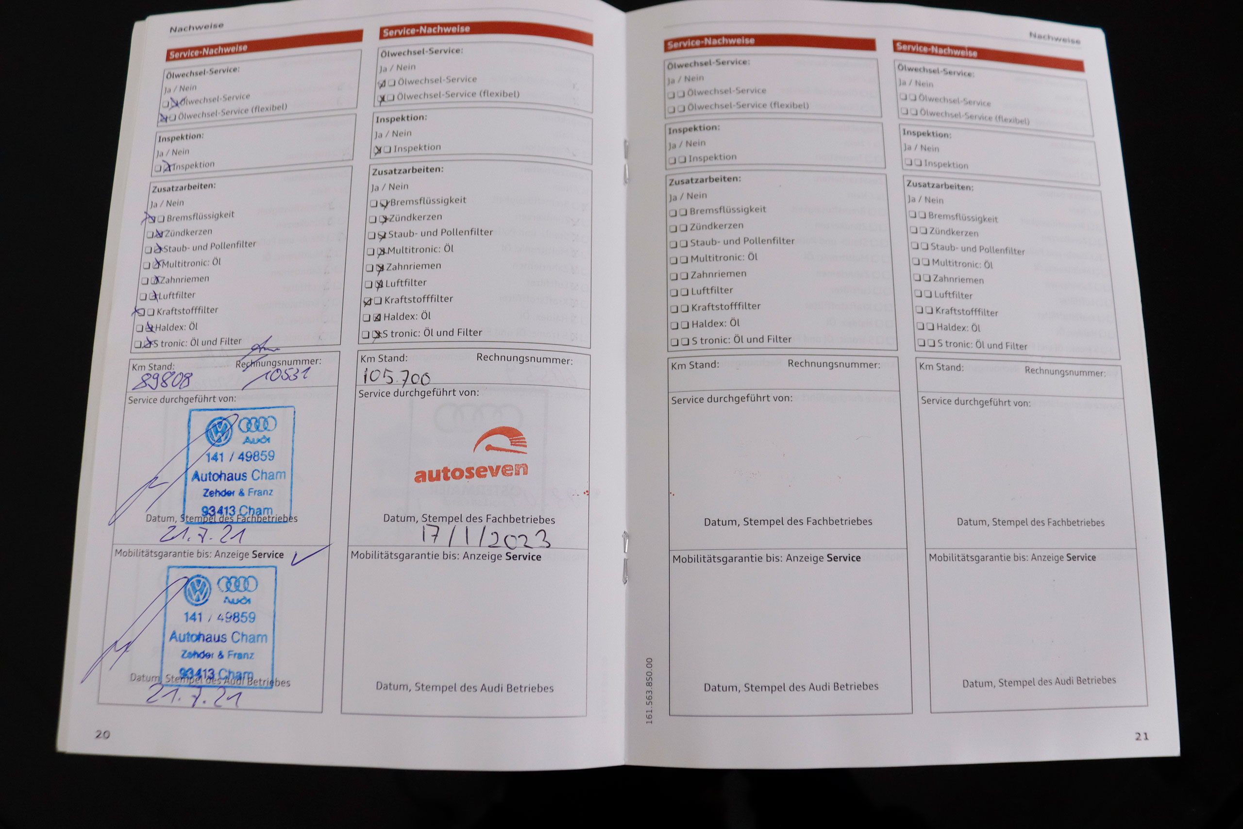 Audi Tt 2.0 TDI ROADSTER S-LINE 183cv 2P # NAVY,BIXENON foto 32