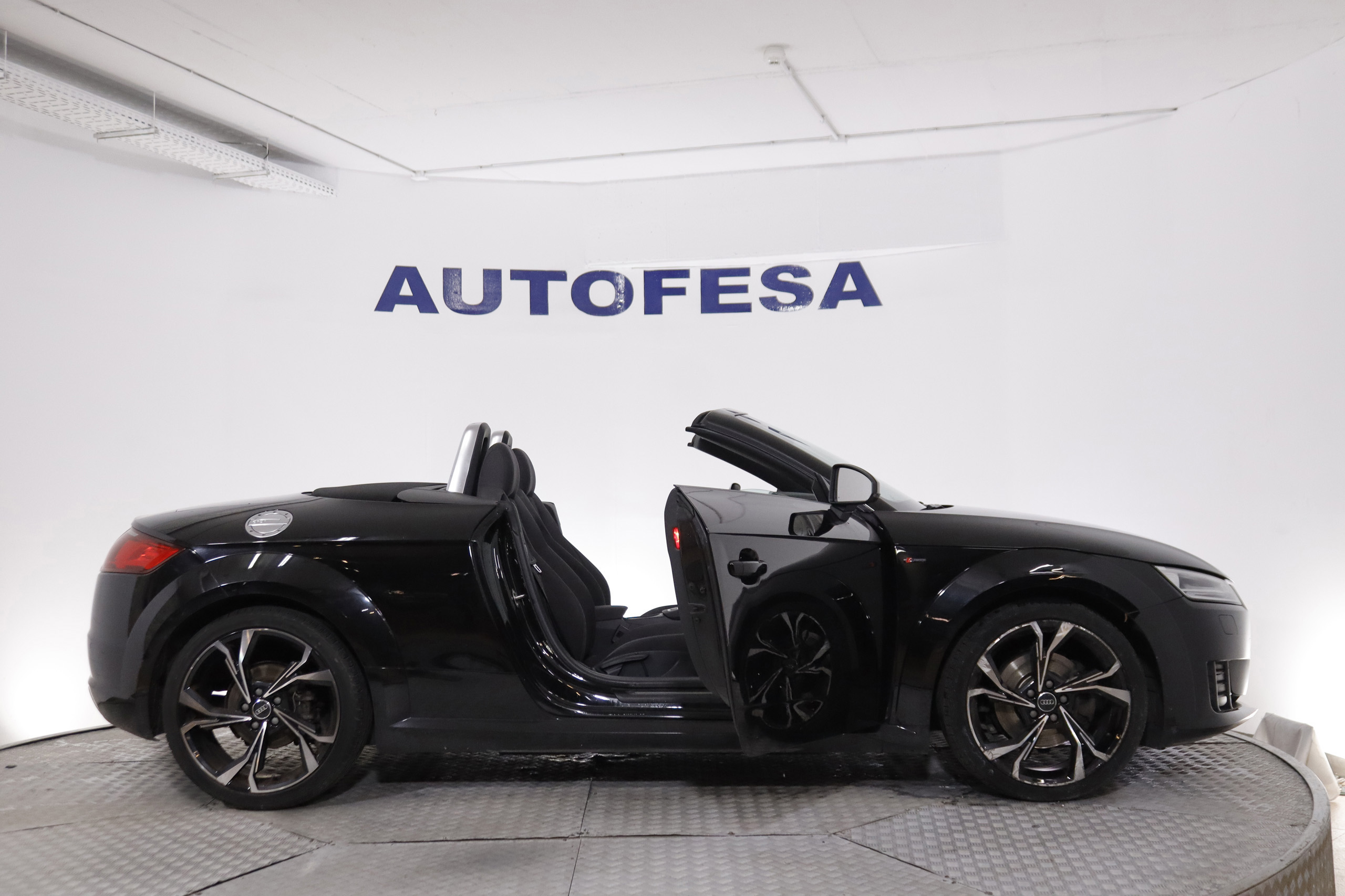 Audi Tt 2.0 TDI ROADSTER S-LINE 183cv 2P # NAVY,BIXENON foto 18