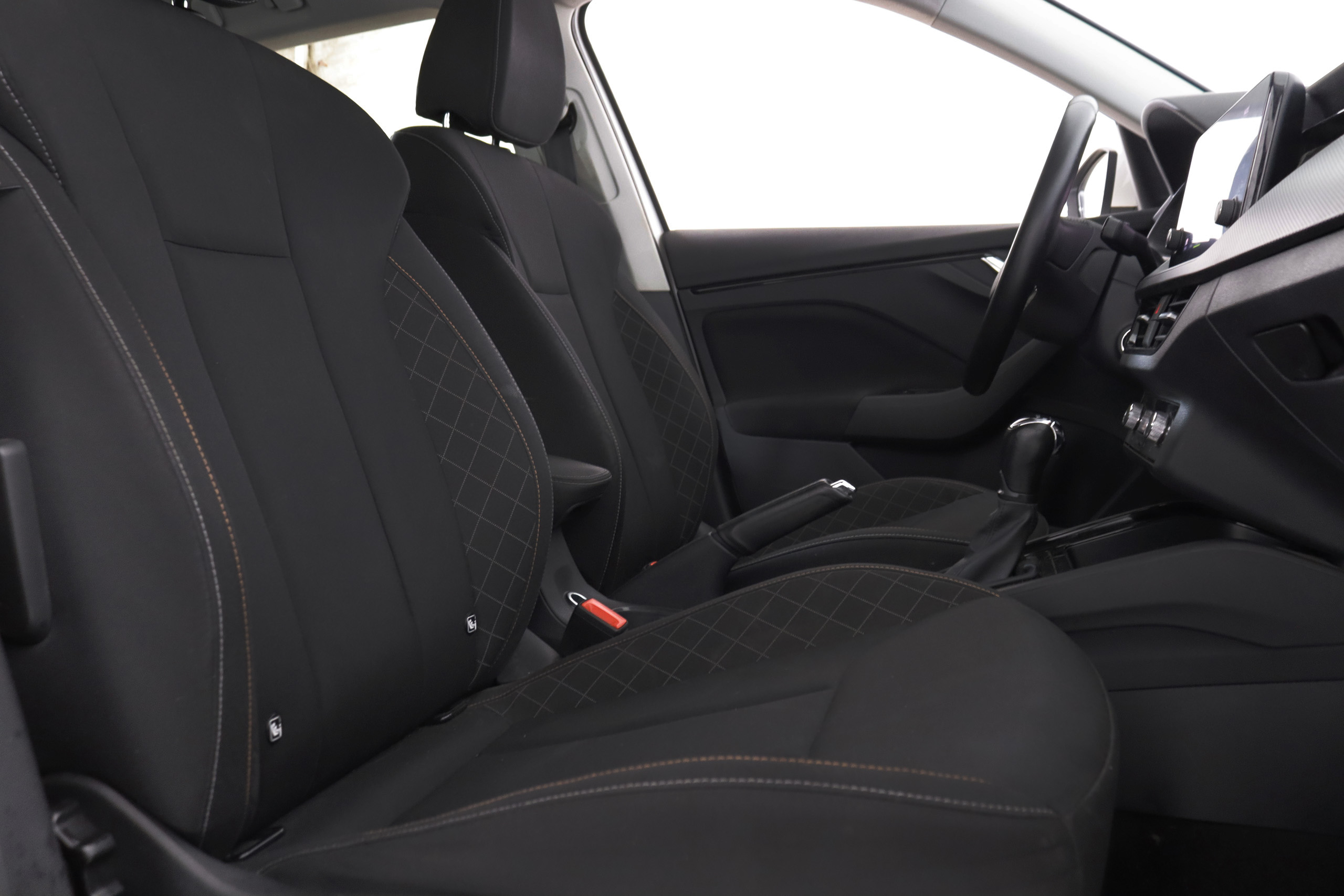 Skoda KAMIQ 1.0 TSI DSG AMBITION AUTO 110cv 5P # IVA DEDUCIBLE, PARKTRONIC foto 22