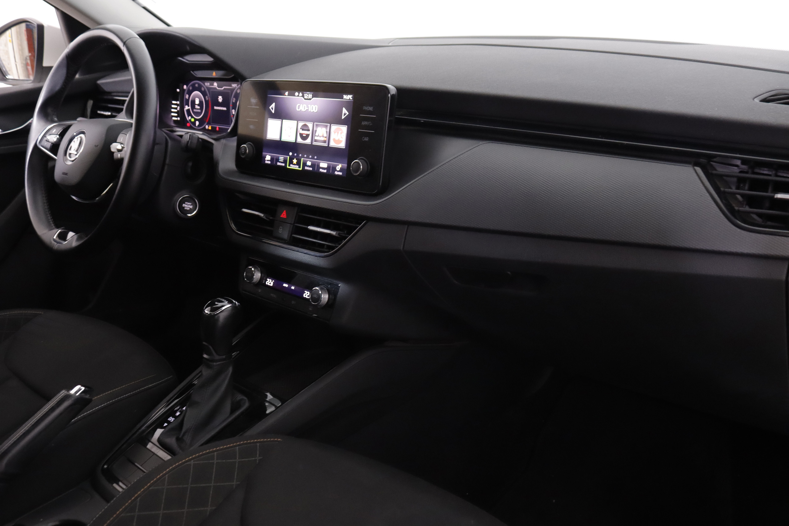 Skoda KAMIQ 1.0 TSI DSG AMBITION AUTO 110cv 5P # IVA DEDUCIBLE, PARKTRONIC foto 15