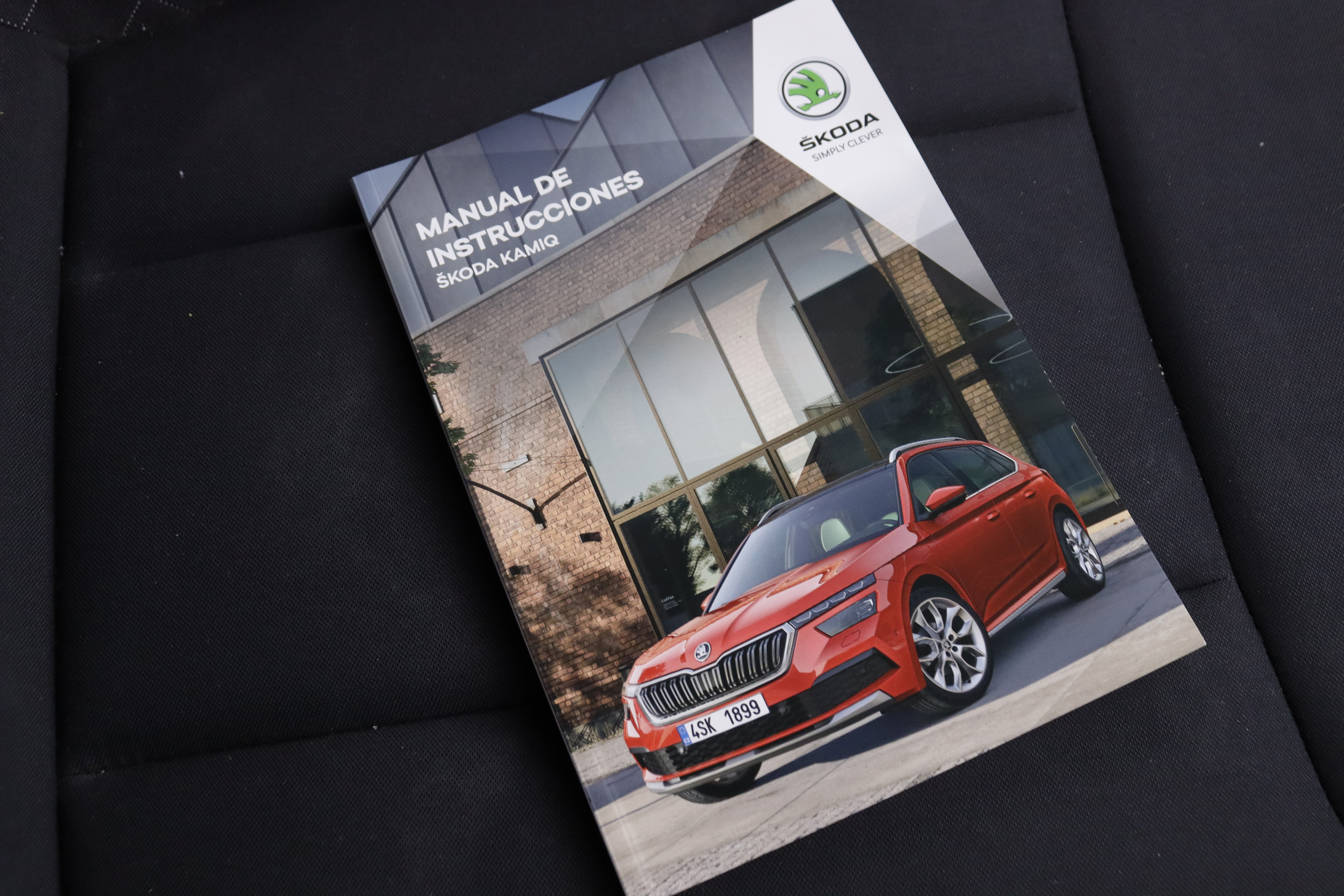 Skoda KAMIQ 1.0 TSI DSG AMBITION AUTO 110cv 5P # IVA DEDUCIBLE, PARKTRONIC foto 24