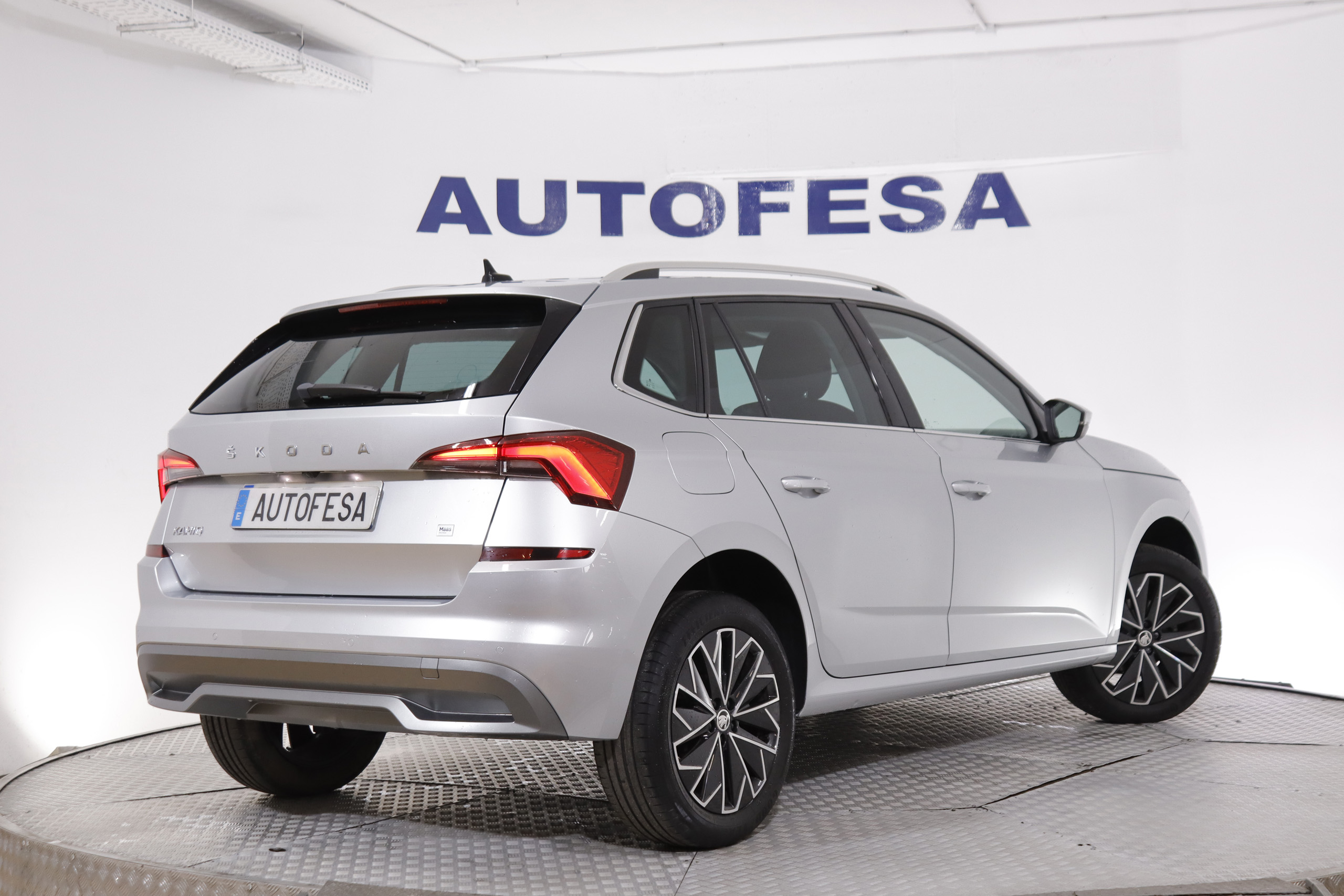 Skoda KAMIQ 1.0 SPORT 110cv 5P # PARKTRONIC, BLUETOOTH foto 9