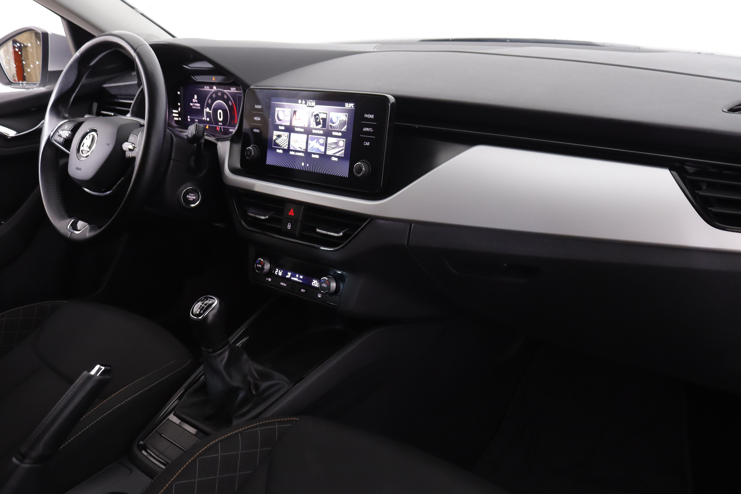 Skoda KAMIQ 1.0 SPORT 110cv 5P # PARKTRONIC, BLUETOOTH foto 15