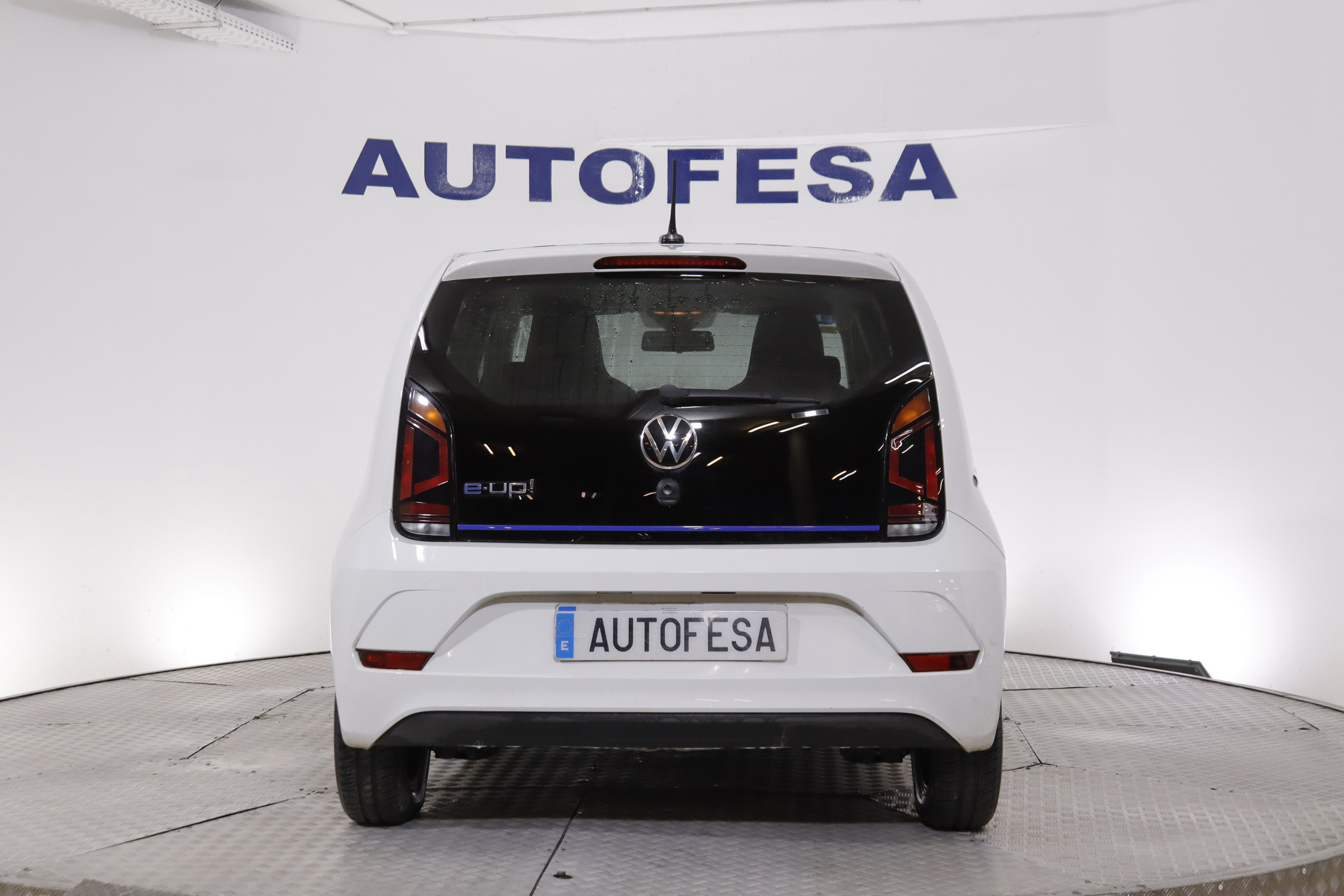 Volkswagen E-up! ELECTRICO STYLE AUTO 82cv 5P # IVA DEDUCIBLE foto 7