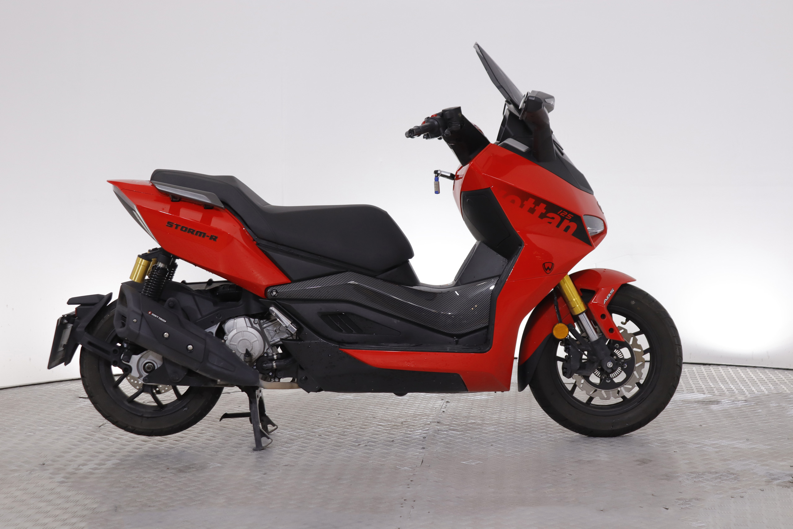 Wottan Storm AUTO 12cv ABS foto 11