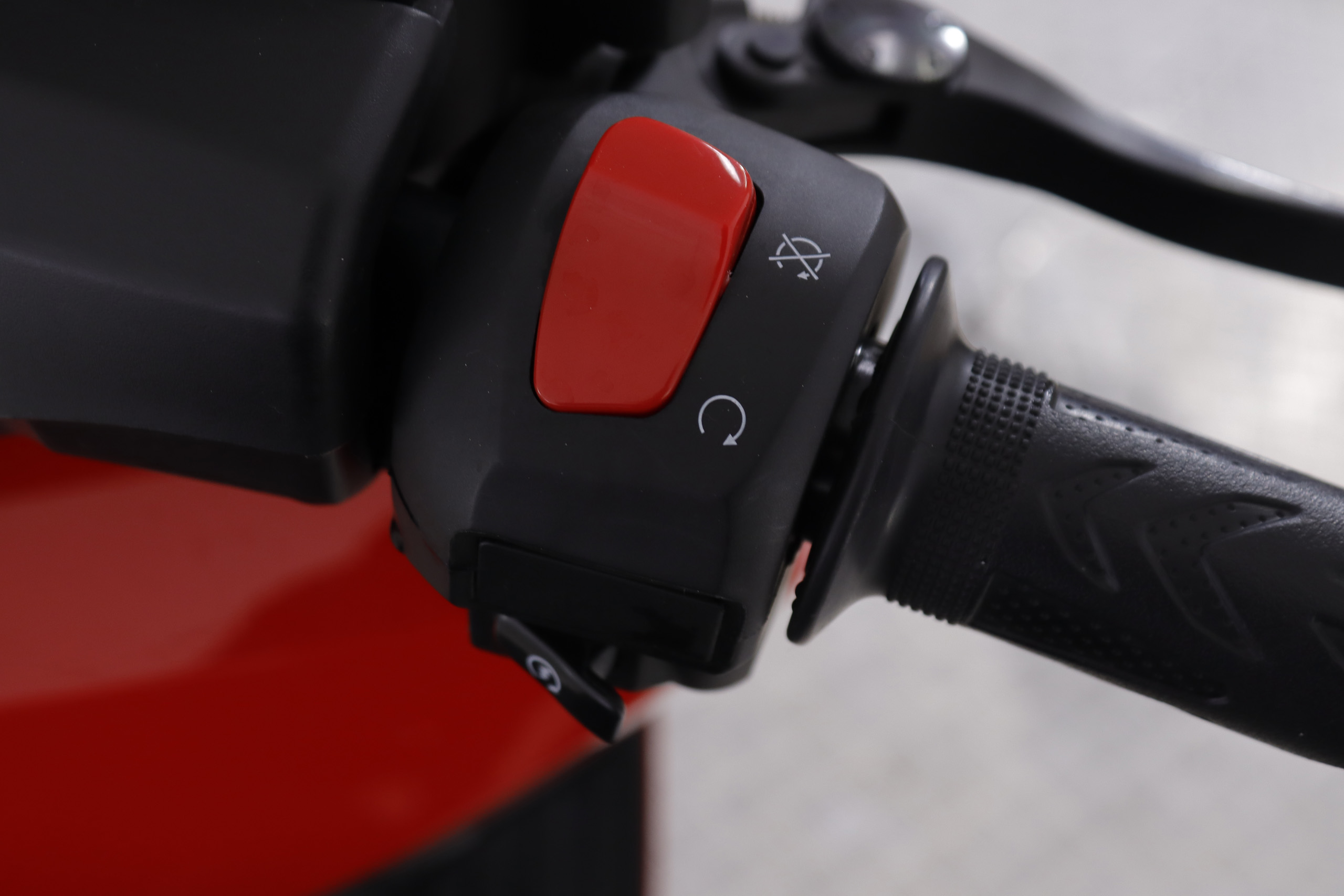 Wottan Storm AUTO 12cv ABS foto 18