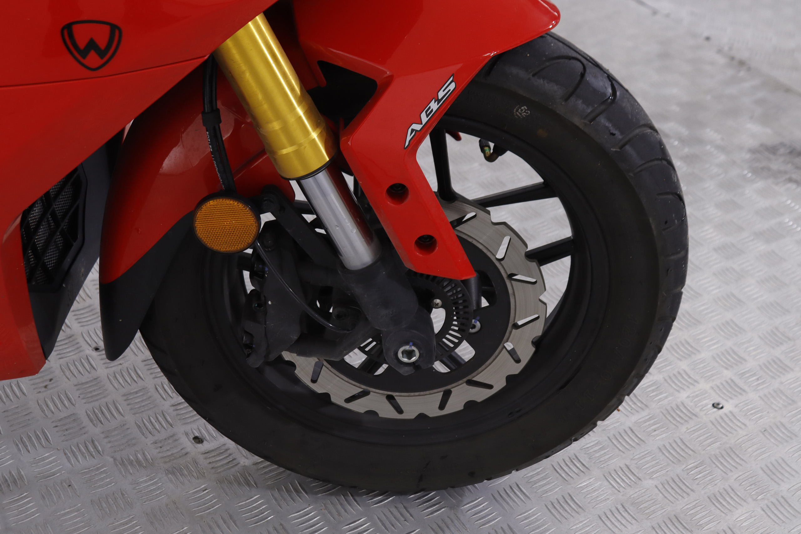 Wottan Storm AUTO 12cv ABS foto 21