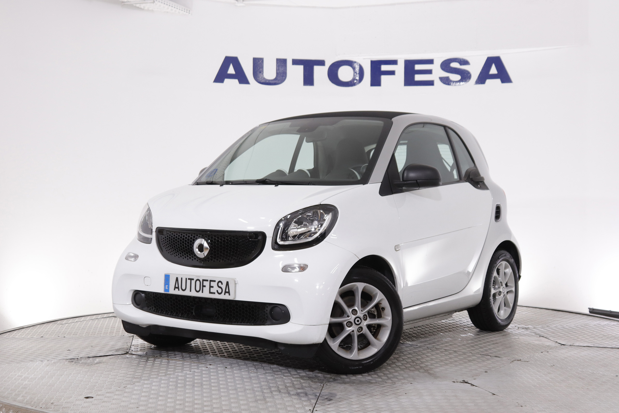 Smart Fortwo COUPE PASSION ELECTRICO AUTO 56cv 3P # NAVY, CUERO foto 1