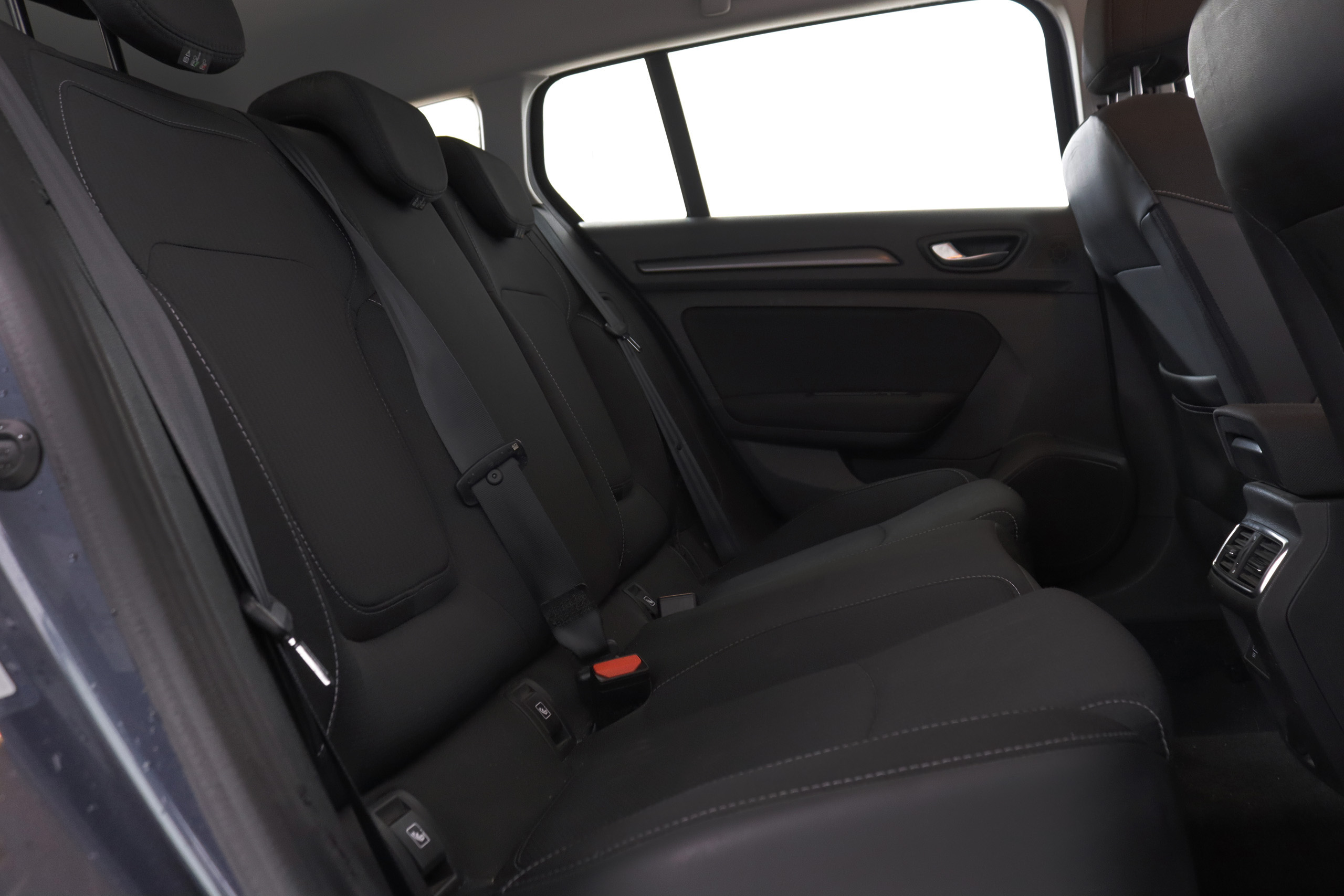 Renault Megane ESTATE 1.6 E-TECH PLUG IN 160CV AUTO 5P # IVA DEDUCIBLE,NAVY,FAROS LED foto 23