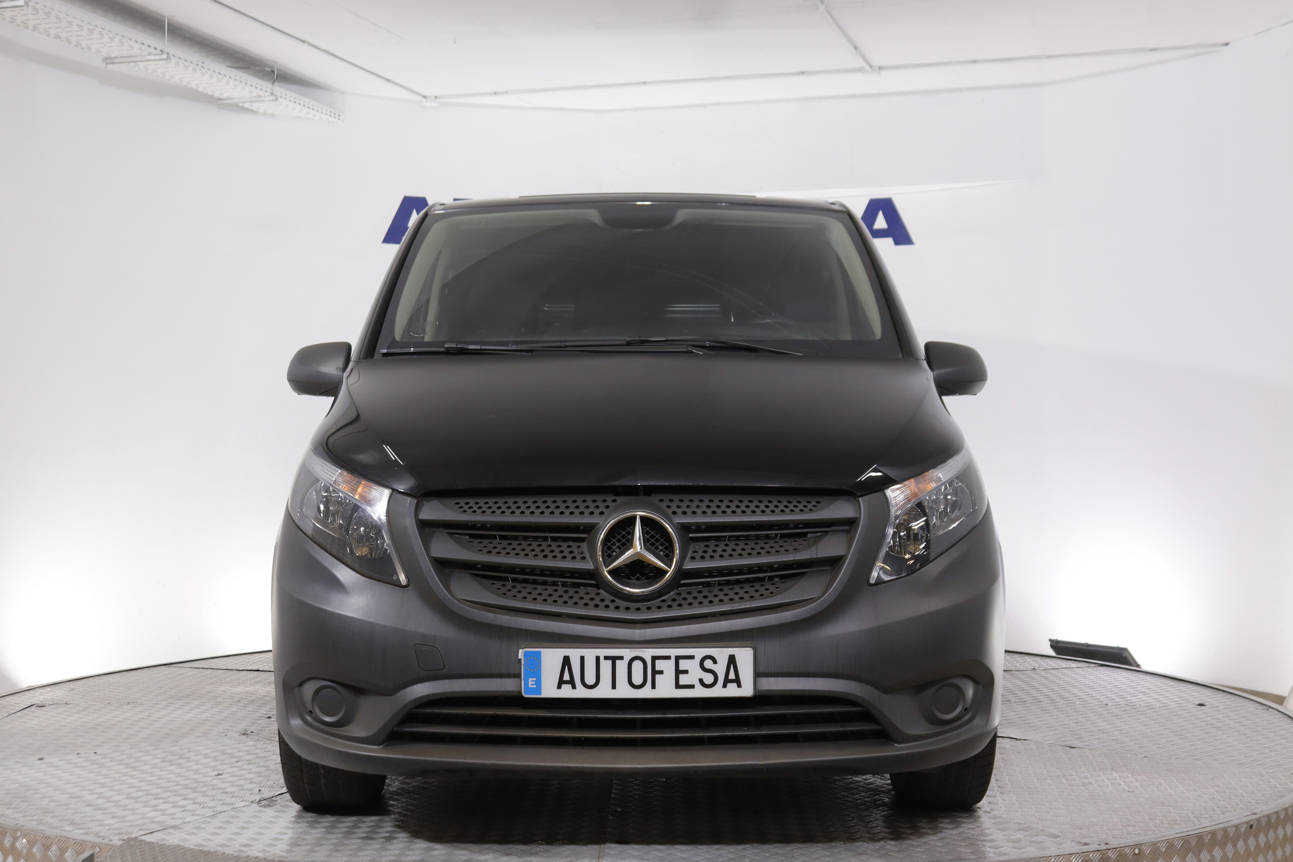 Mercedes-benz Vito ELECTRICO 116cv AUTO 4P foto 2