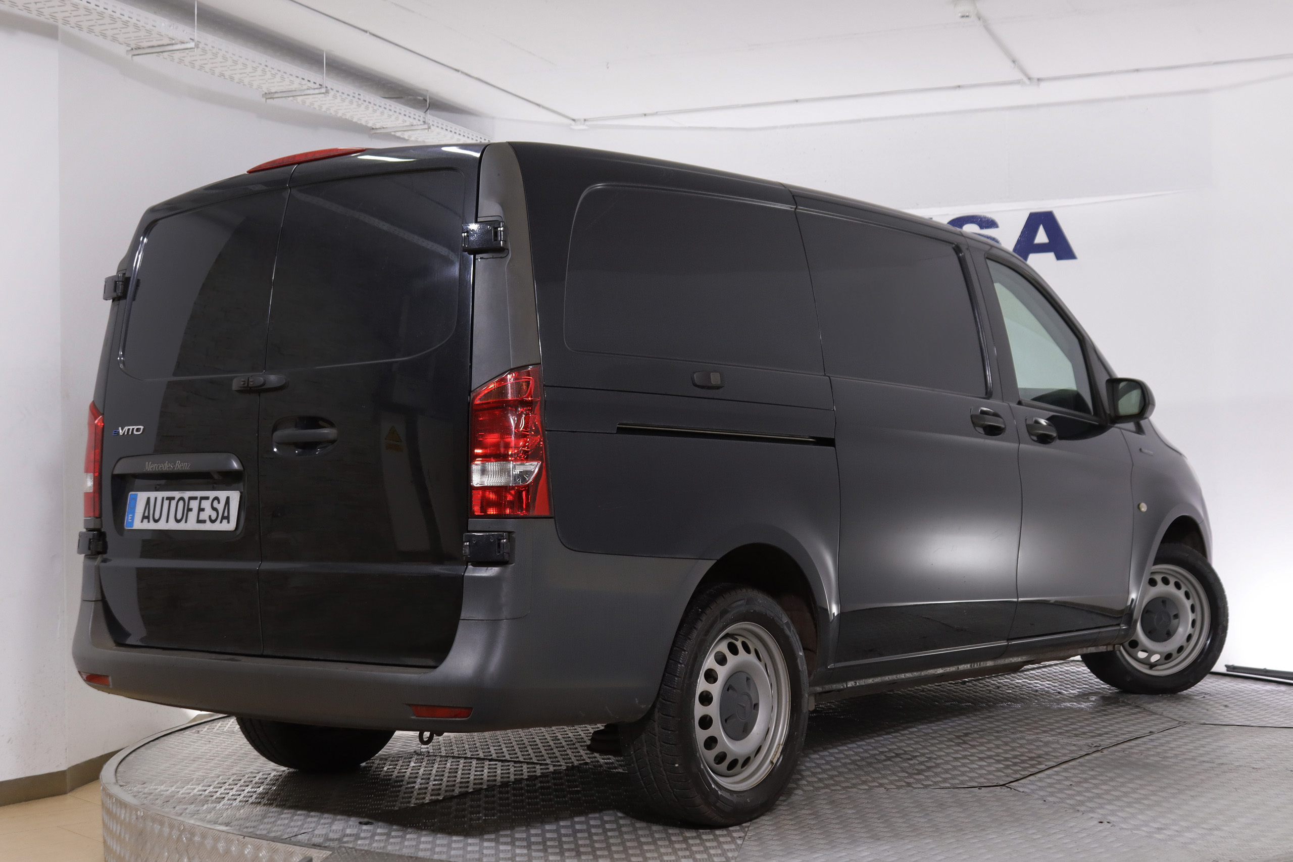 Mercedes-benz Vito ELECTRICO 116cv AUTO 4P foto 9